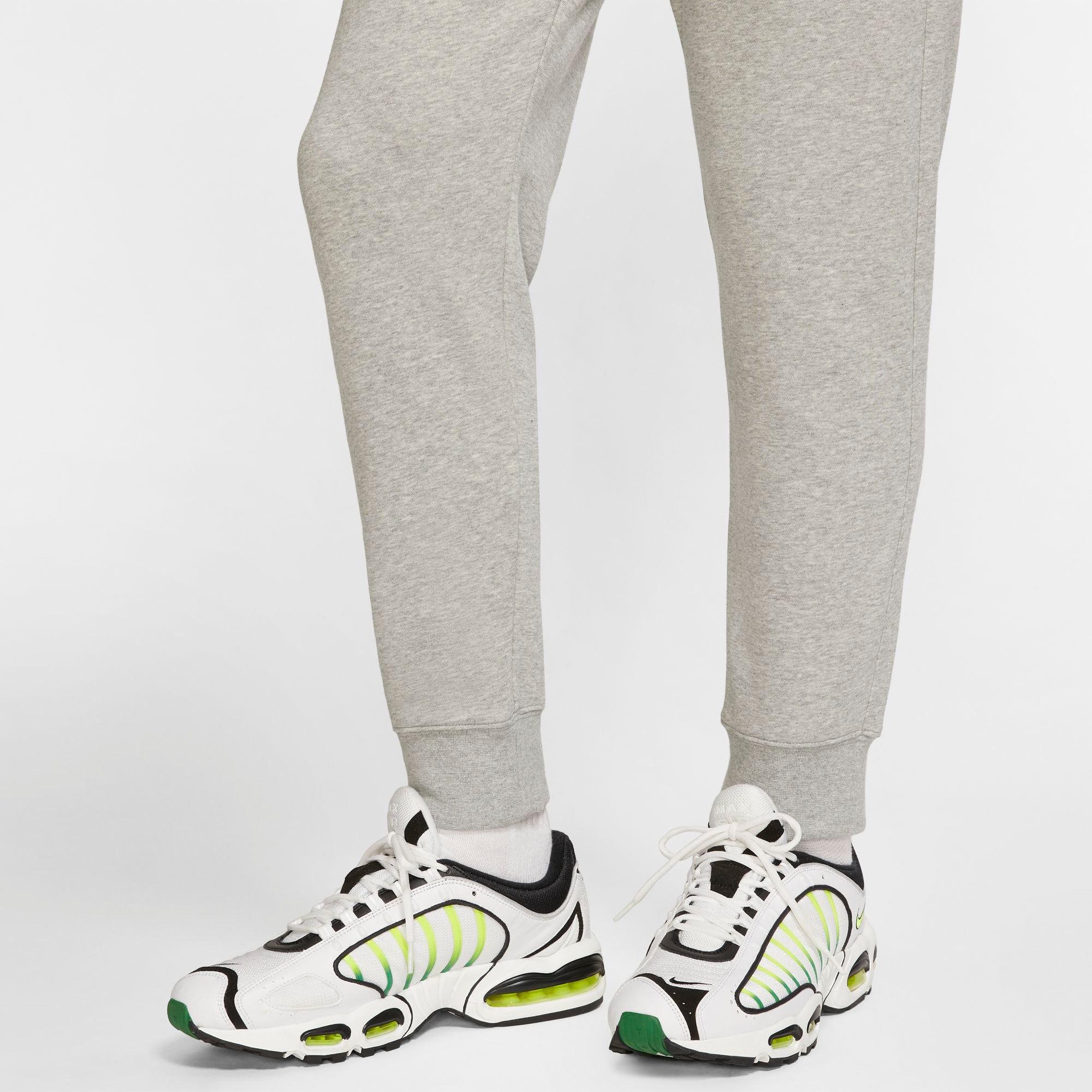 NIKE Club Jogginghose Trainerhose