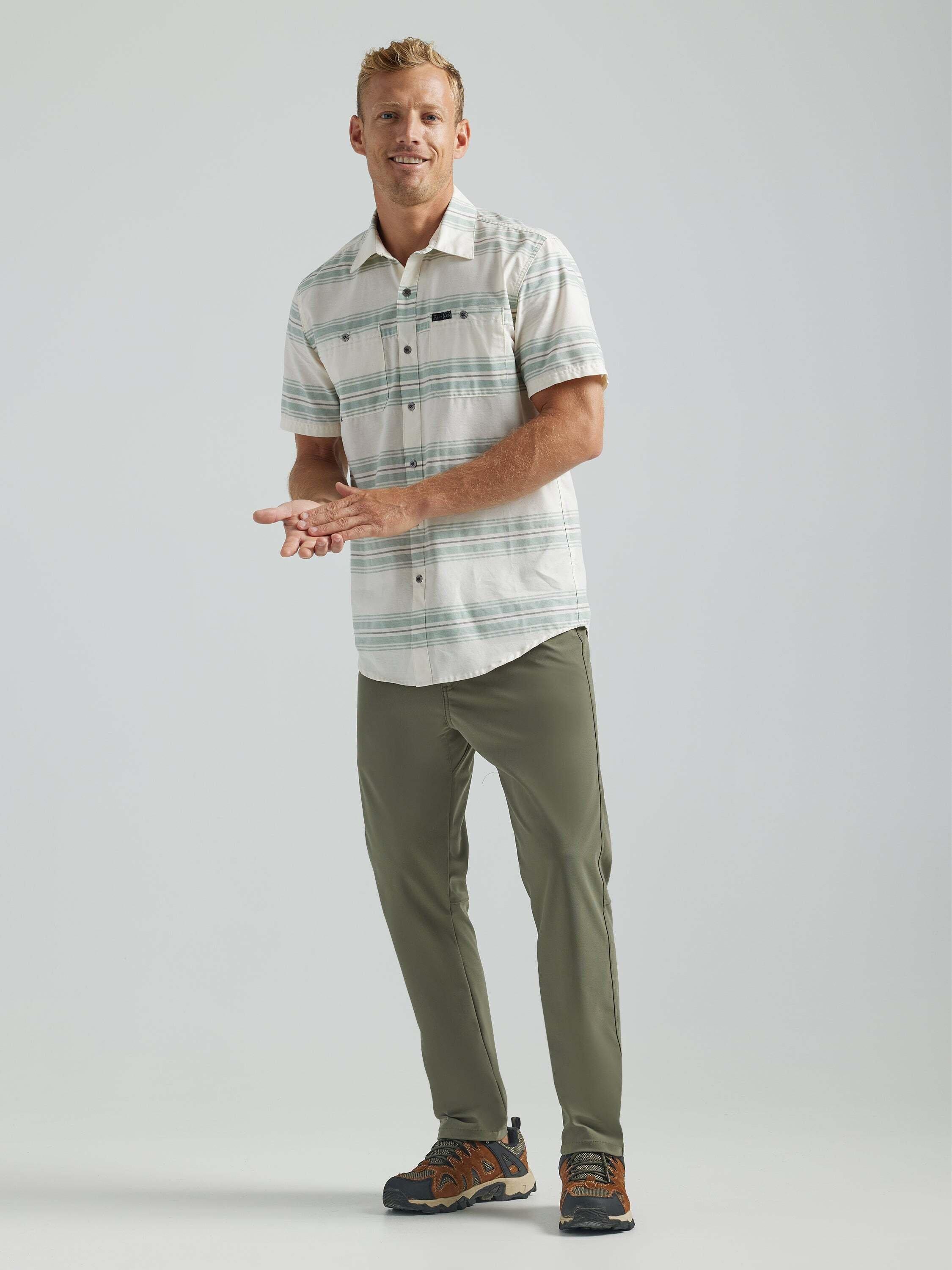 Wrangler ATG FWDS Regular Fit Tapered Leg Hosen