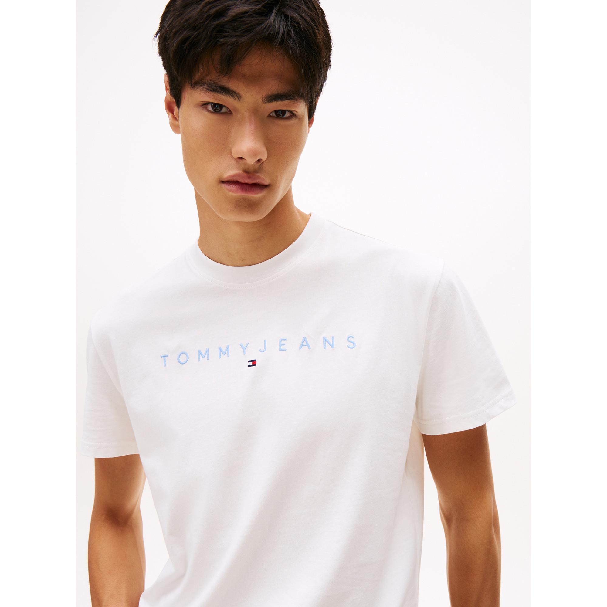 TOMMY JEANS T-Shirt mit aufgesticktem Logo