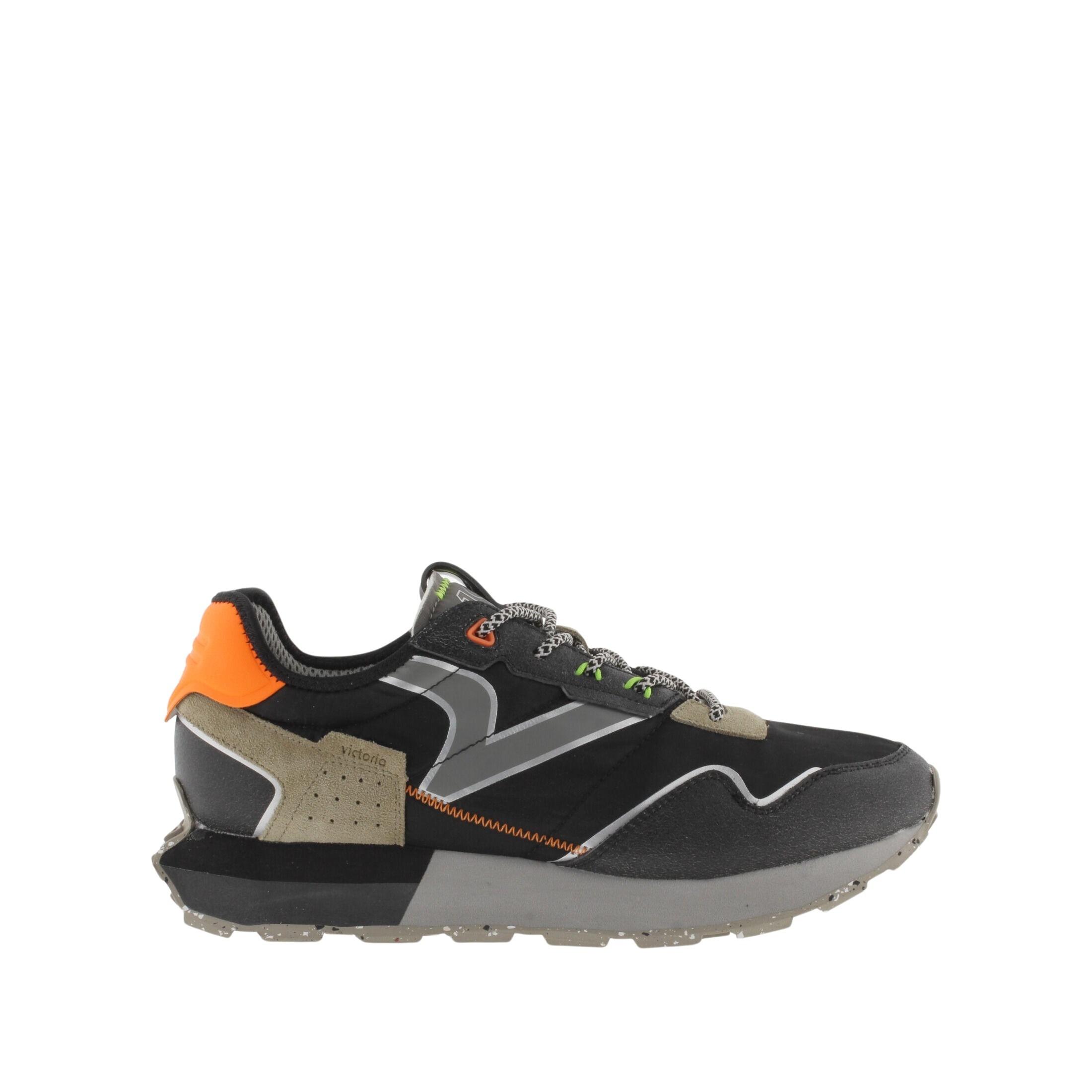 Victoria sneakers wing