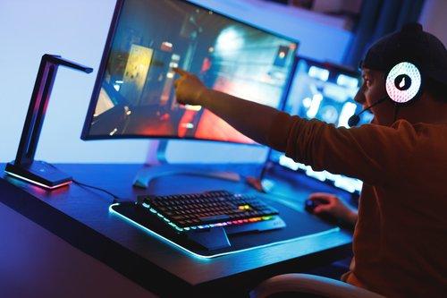 Surefire Gaming SureFire Silent Flight RGB-680 Gaming-Mauspad Schwarz