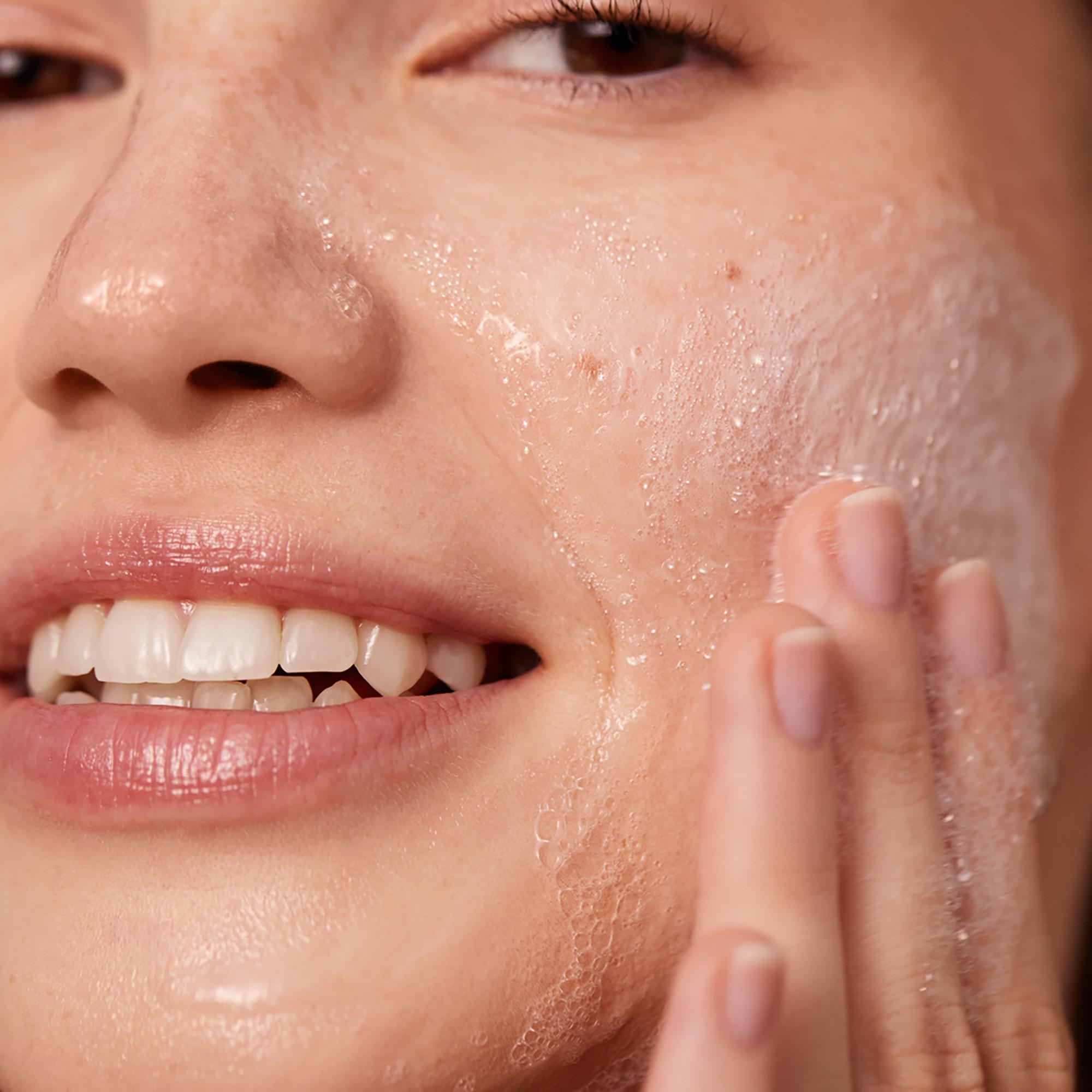 NIVEA Rosenwasser Face Cleansing Rosenwasser Waschgel