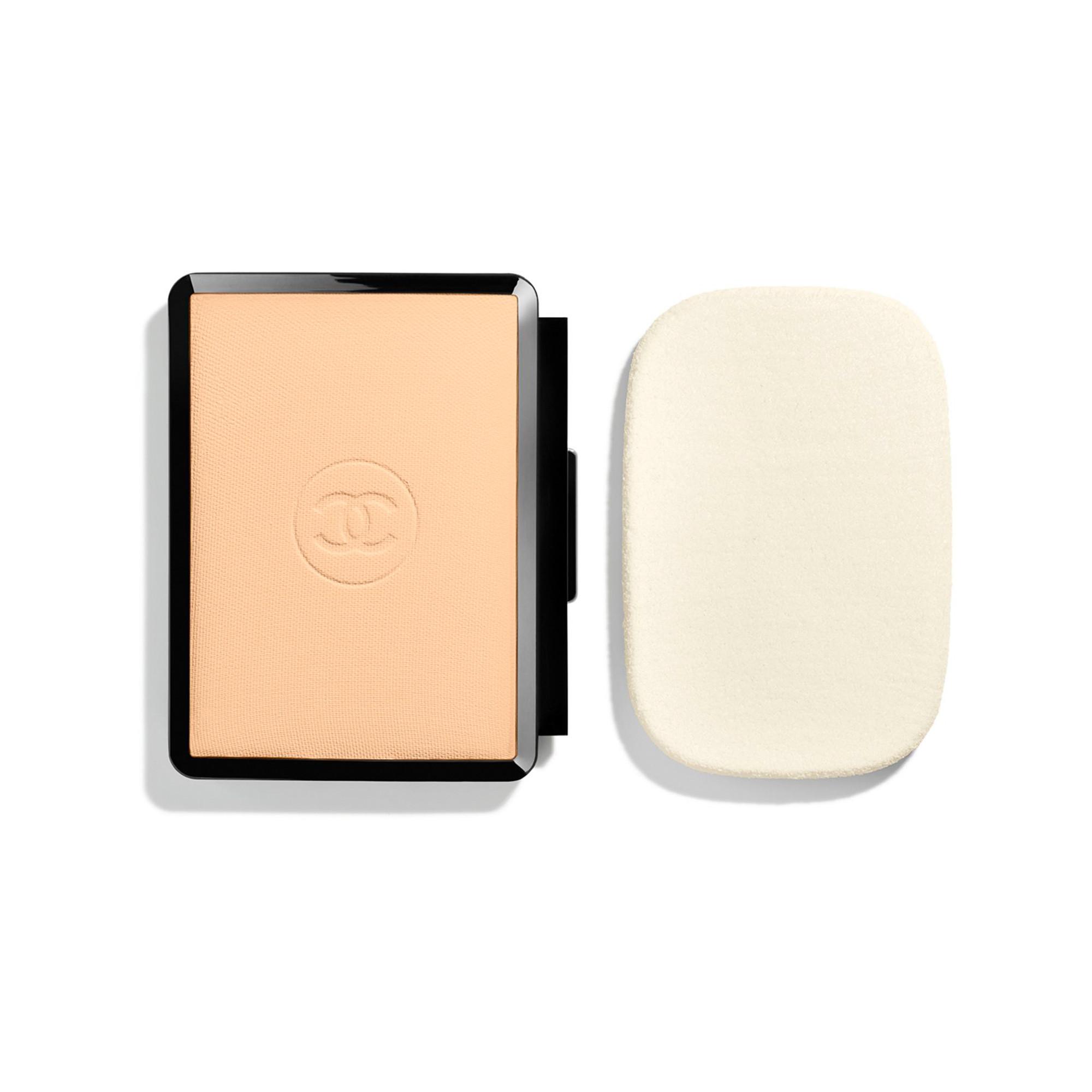 CHANEL ULTRA LE TEINT kompakt-make-up für höchste perfektion. extrem langanhaltend. hoher tragekomfort