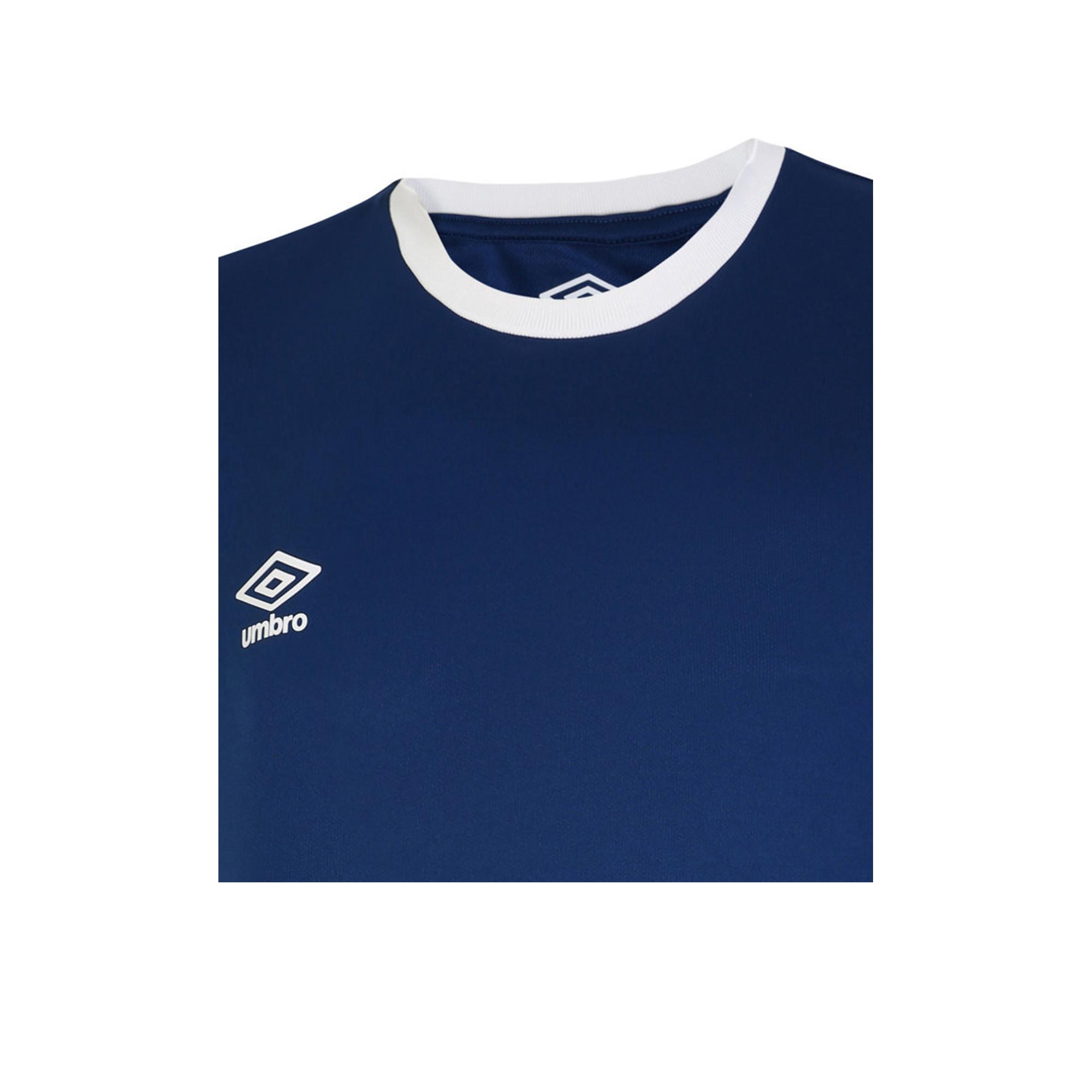 Umbro Trikot Total, Training