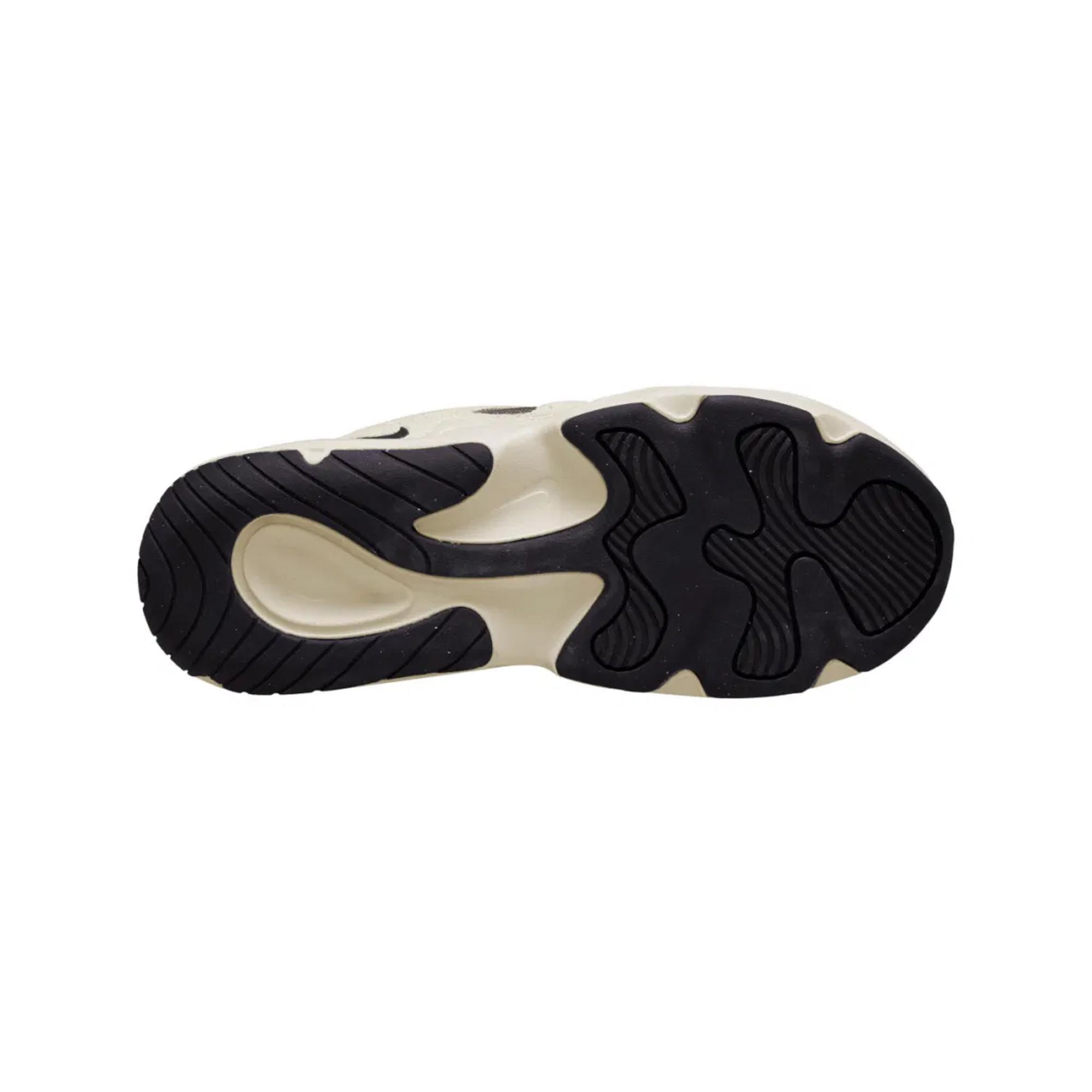 NIKE Wmns Tech Hera Sneakers, Low Top