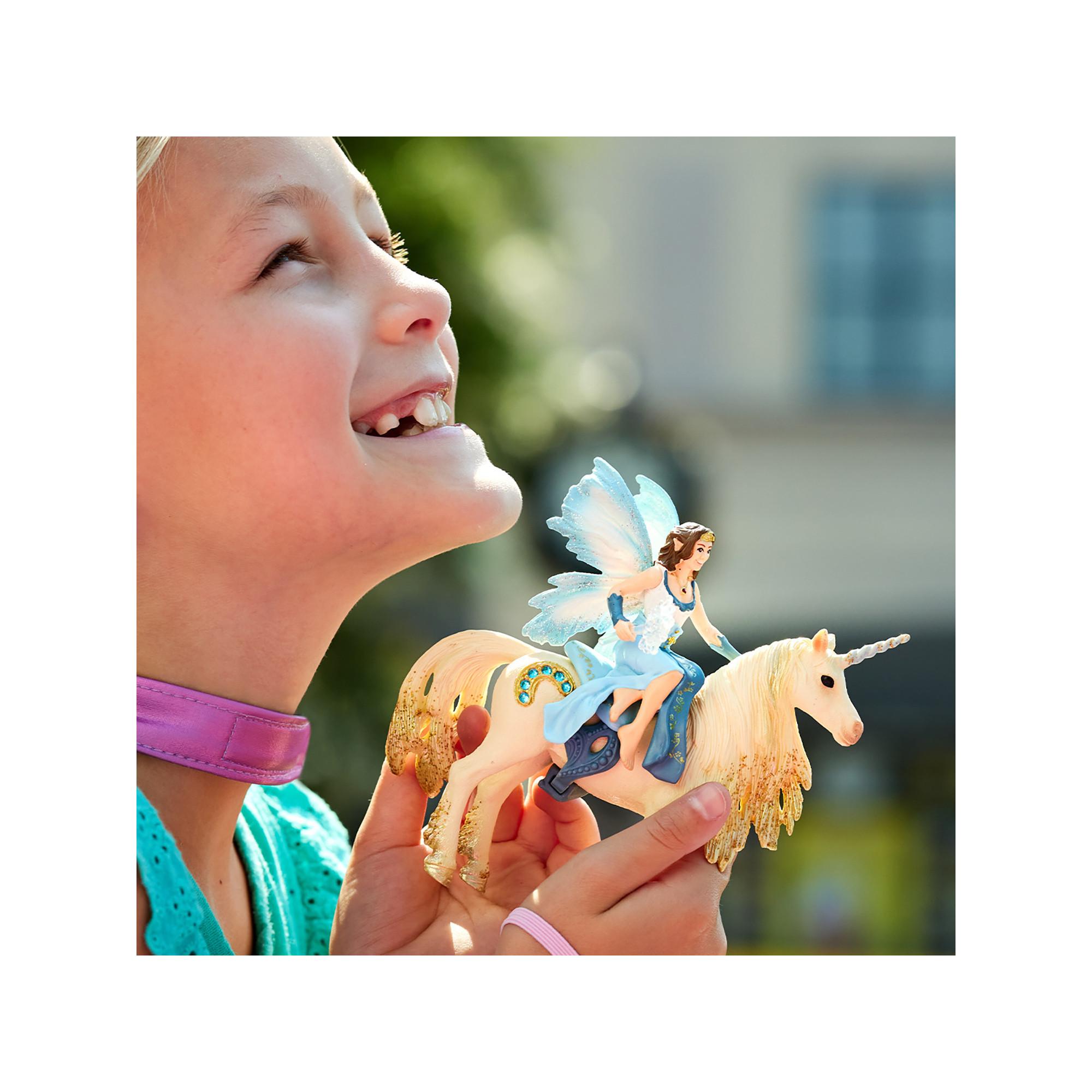 Schleich 42508 Eyelas Ausritt auf Goldeinhorn