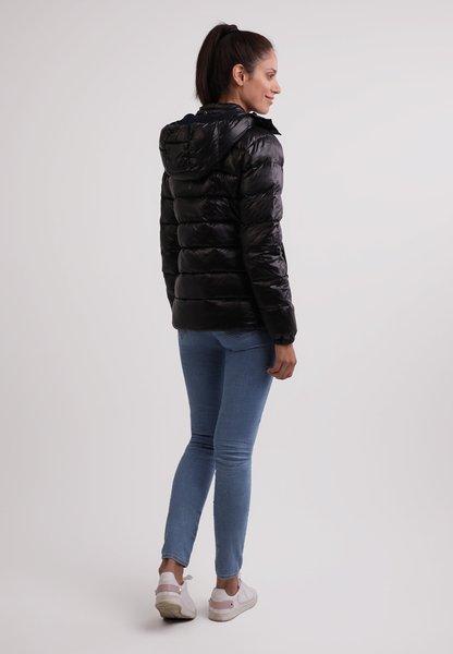 CASH-MERE.CH Daunenjacke mit Kapuze und Kaschmirfutter in glänzender Optik