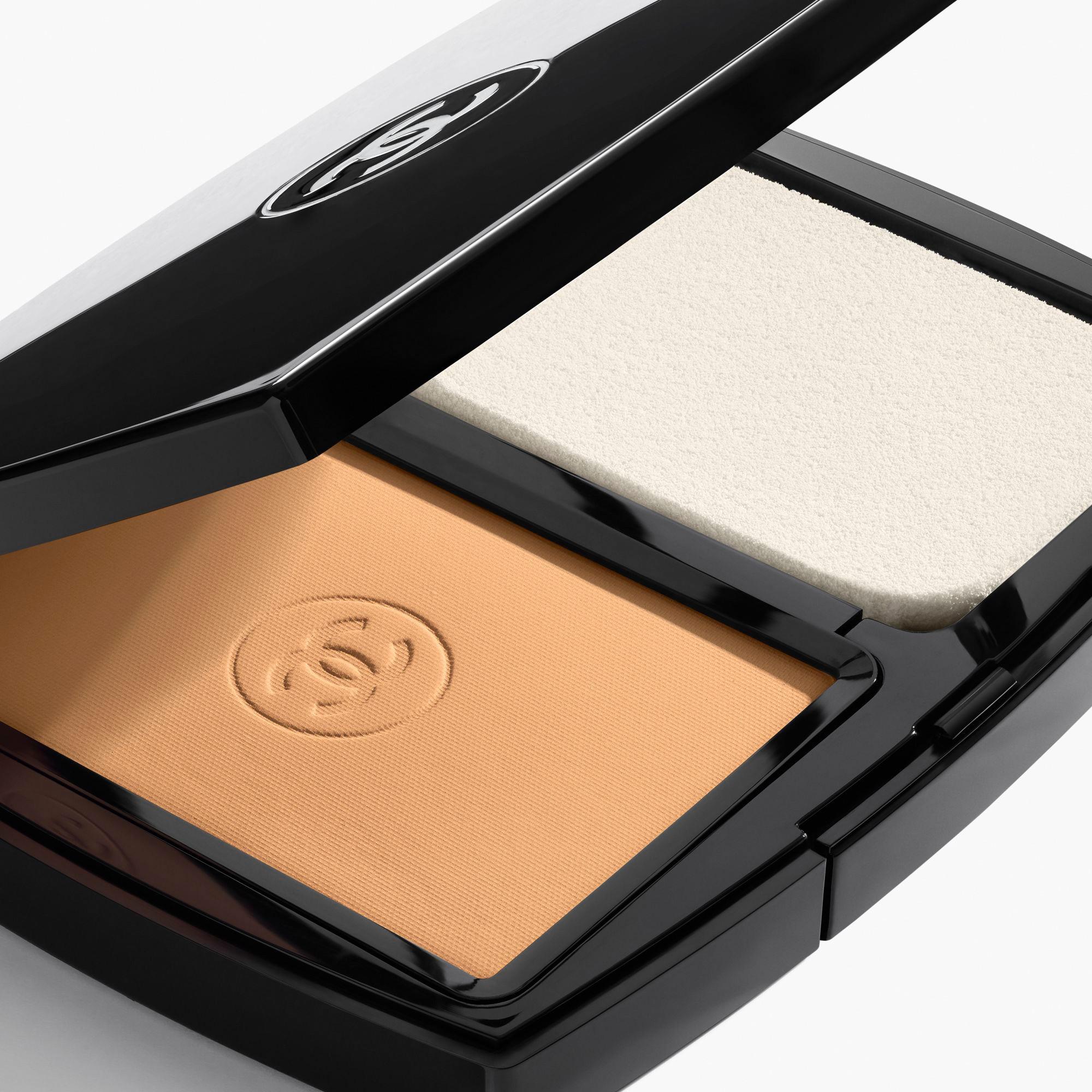 CHANEL ULTRA LE TEINT kompakt-make-up für höchste perfektion. extrem langanhaltend. hoher tragekomfort.