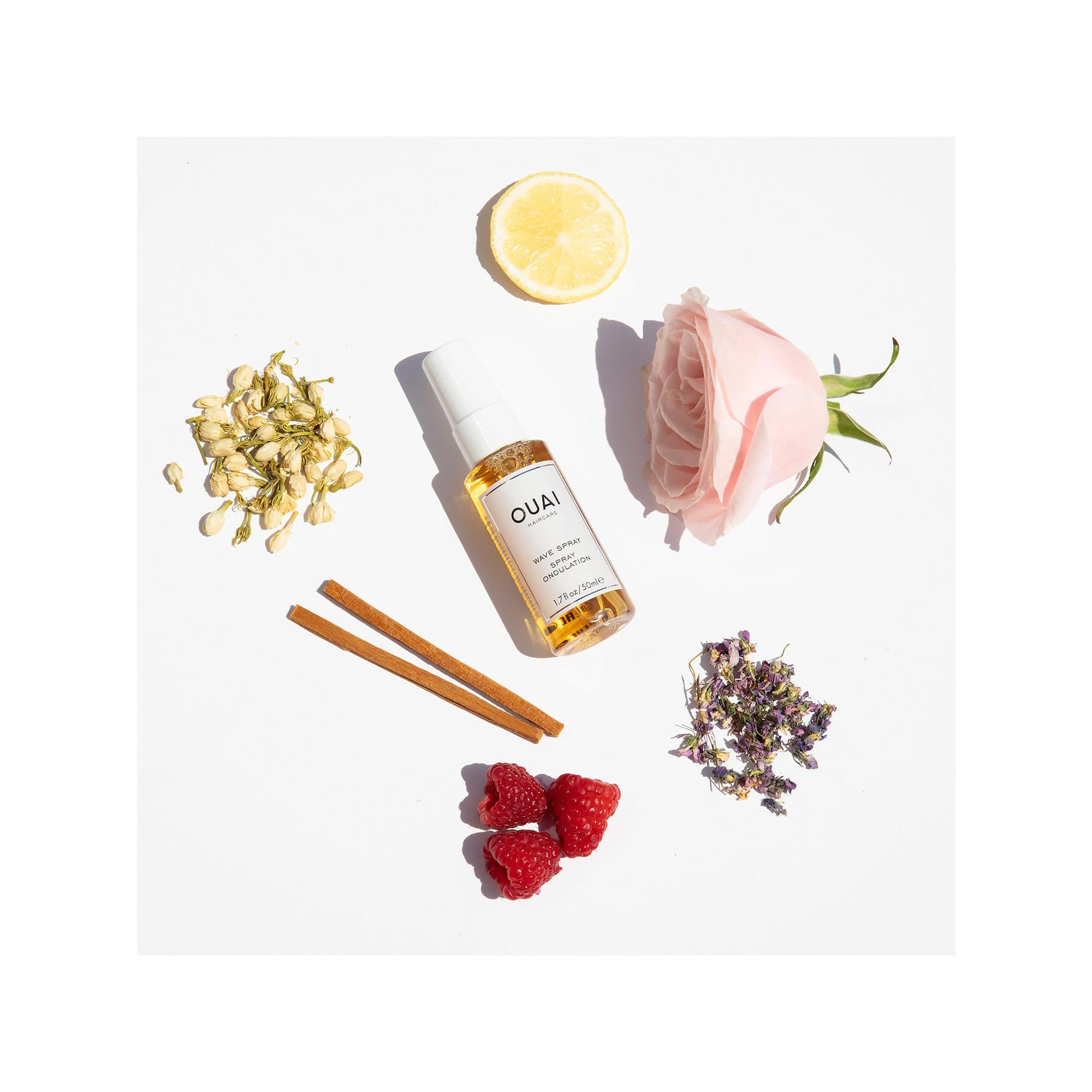 OUAI HAIRCARE Wave Spray Haarspray Reisegrösse