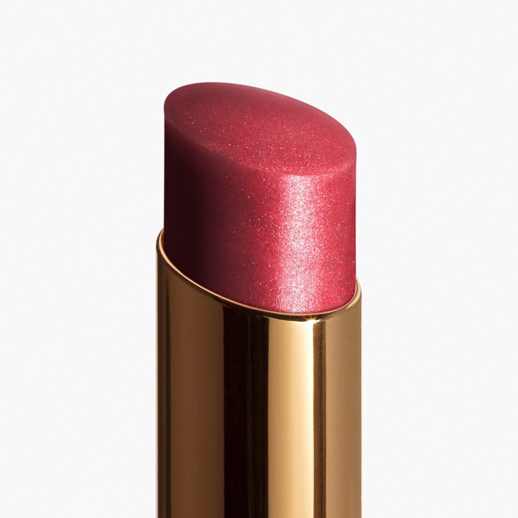CHANEL ROUGE COCO FLASH colour, shine, intensity in a flash