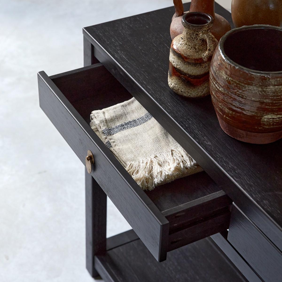 Tikamoon Konsole aus massivem Kiefernholz mit 2 Schubladen Zenaka