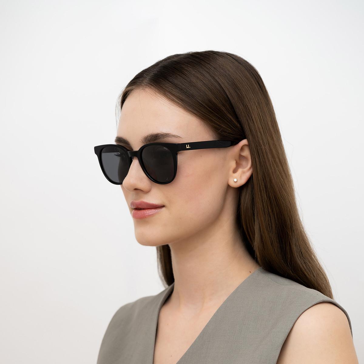 INVU Polarisierte Sonnenbrille in Premium-Qualität mit Etui