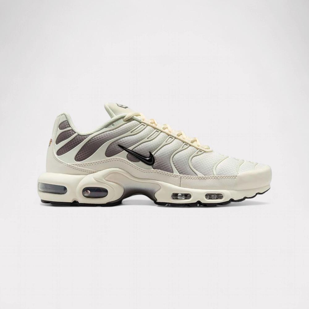 NIKE Air Max Plus - Light Orewood