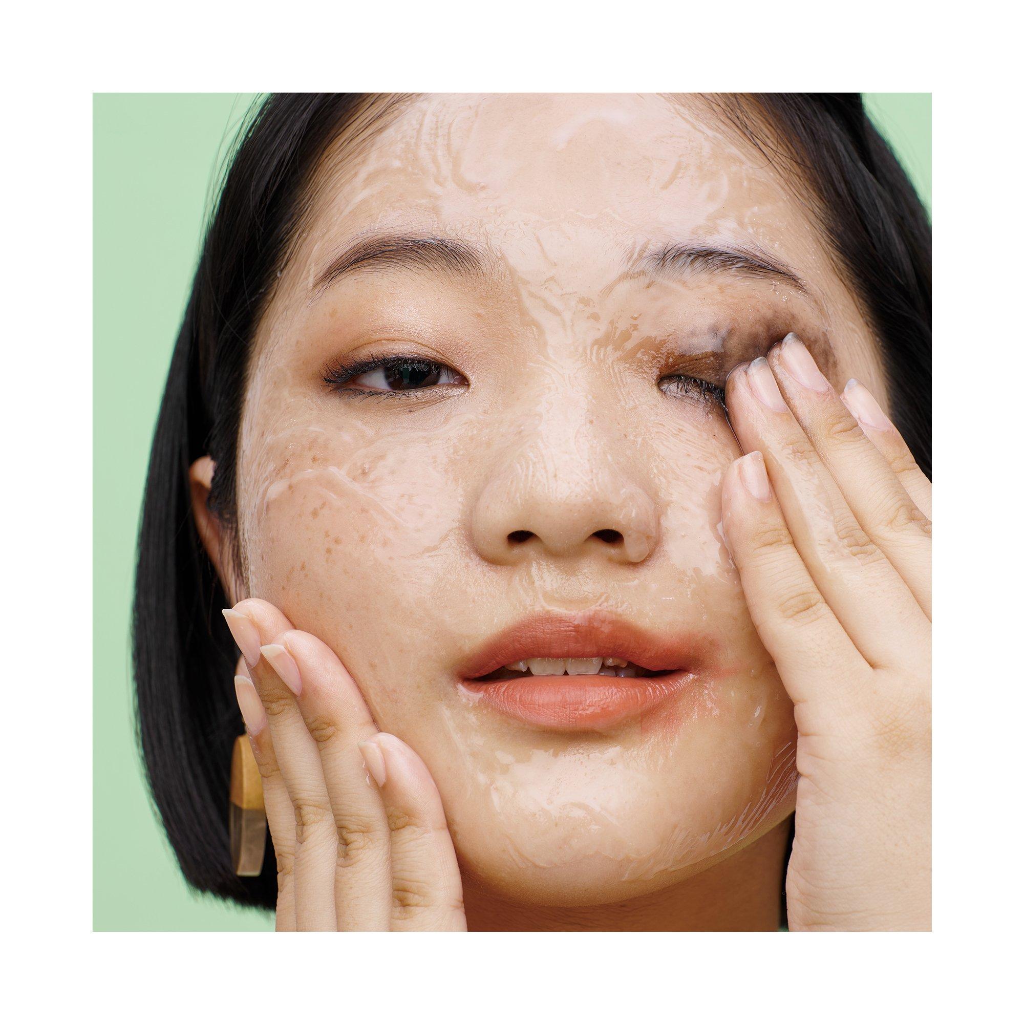 SHISEIDO Waso Shikulime Gel-to-Oil Cleanser