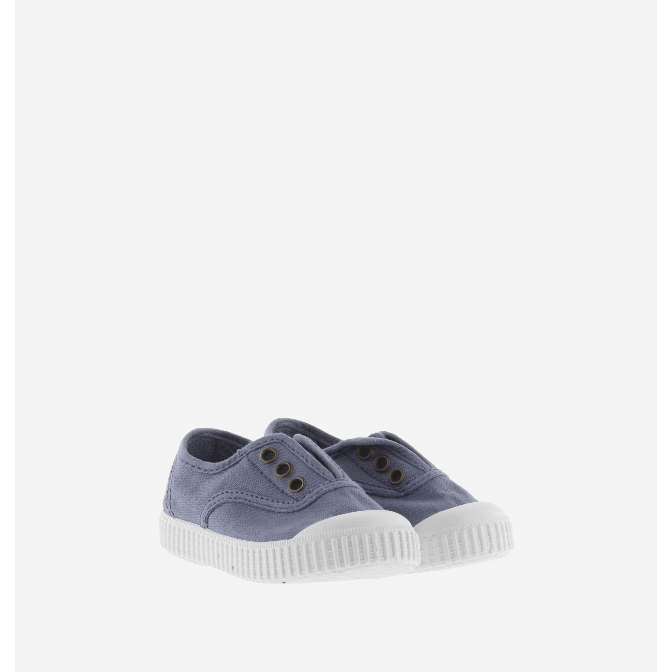 Victoria sneakers 1915