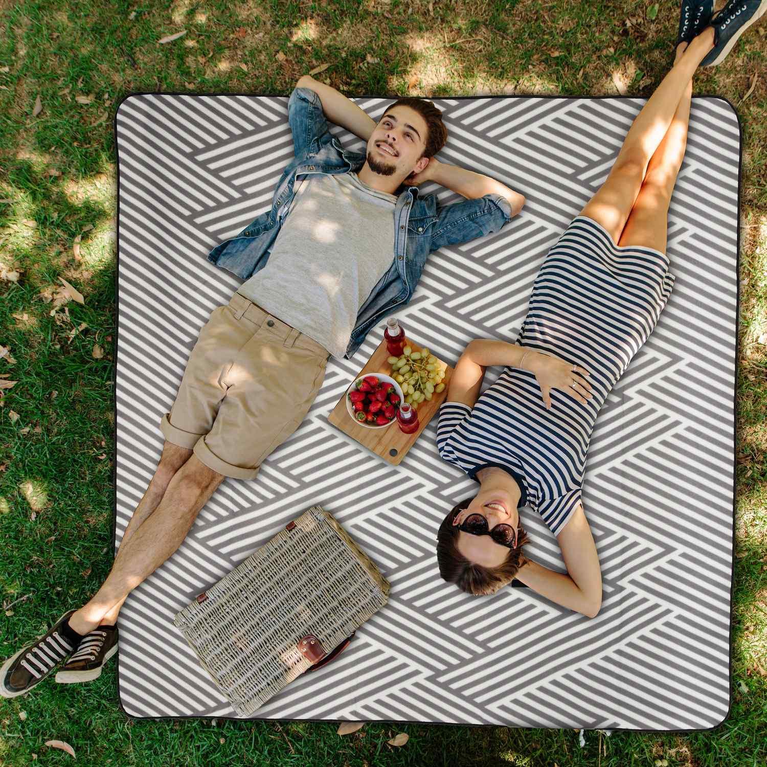 B2X Picknickdecke gestreift