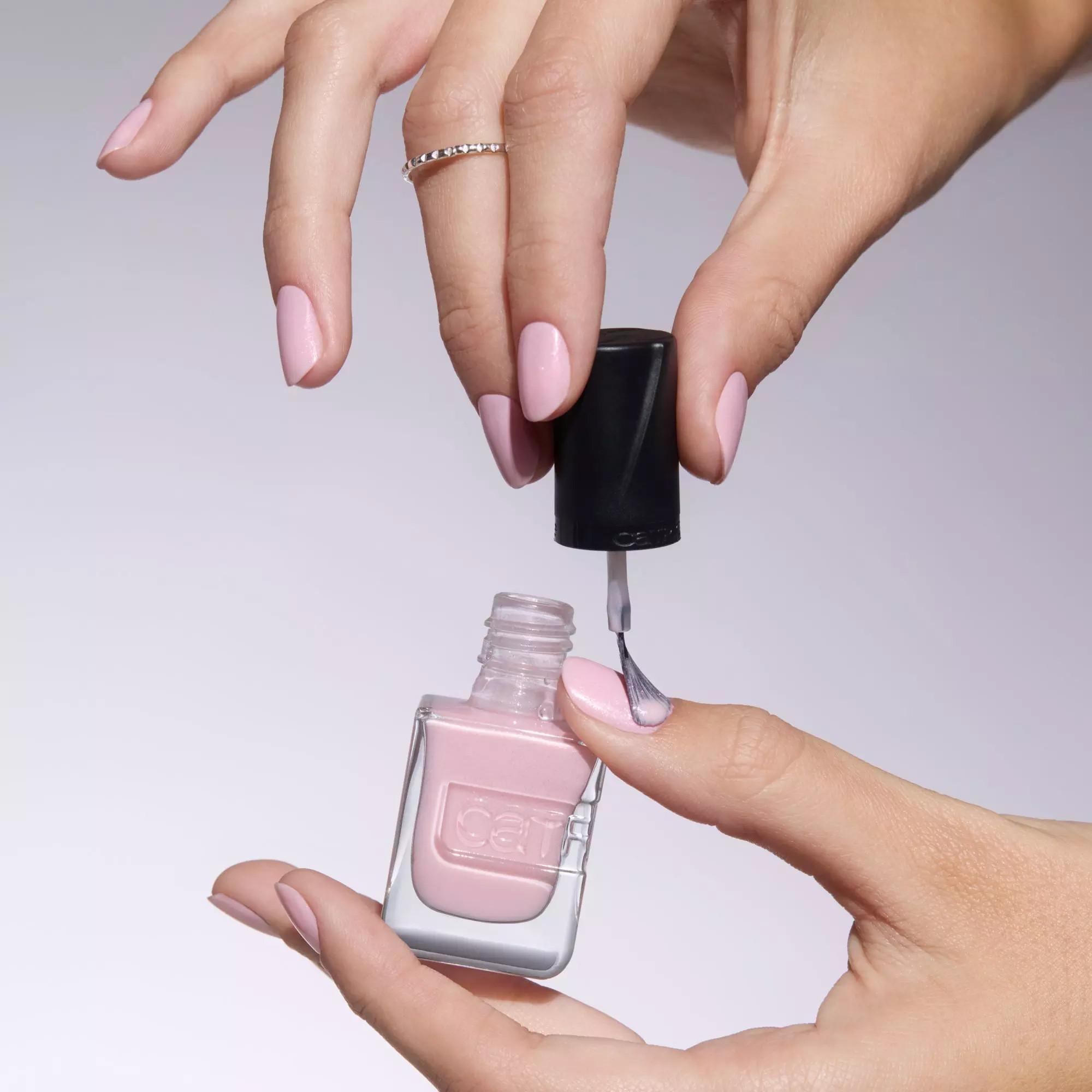 CATRICE GEL AFFAIR Nail Lacquer