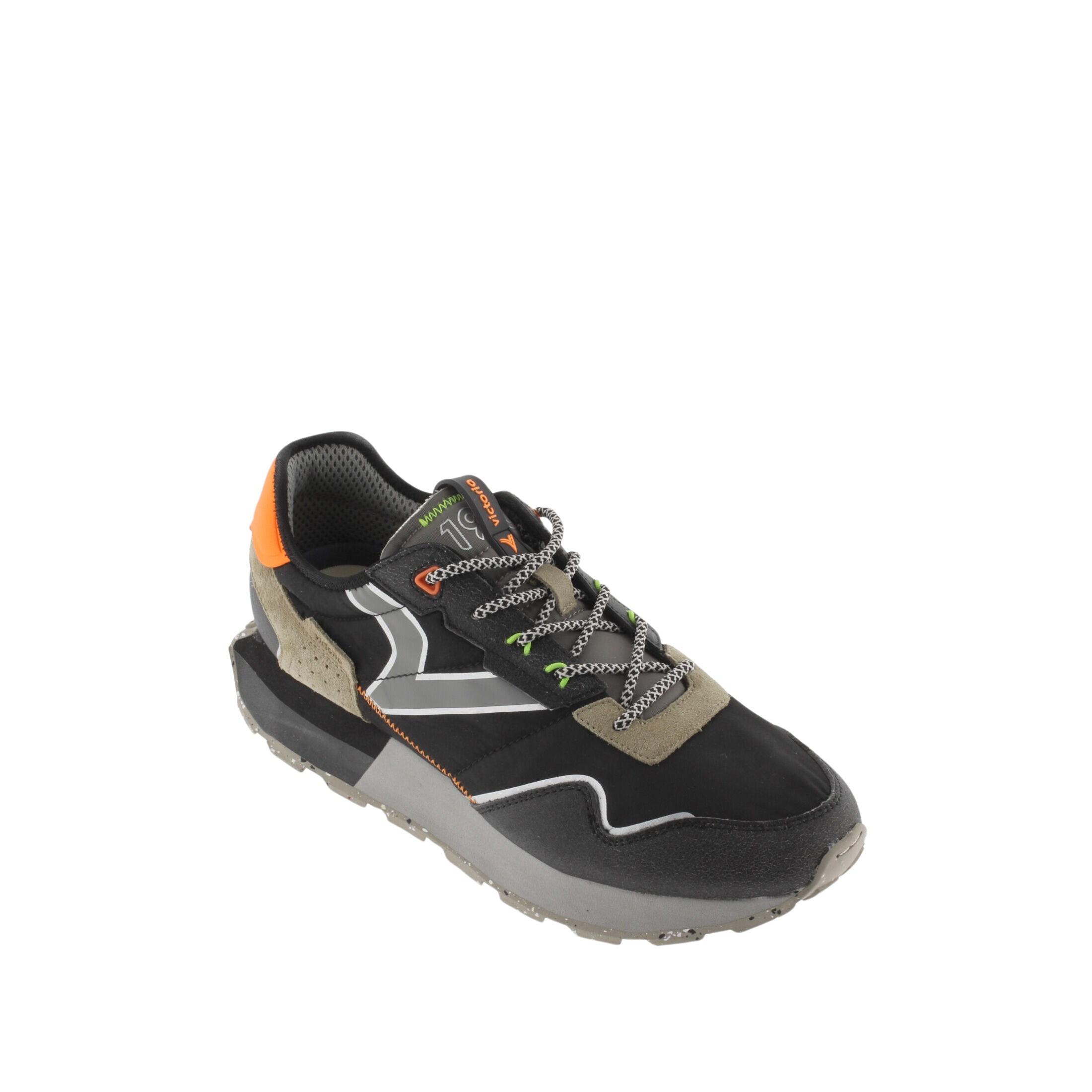 Victoria sneakers wing