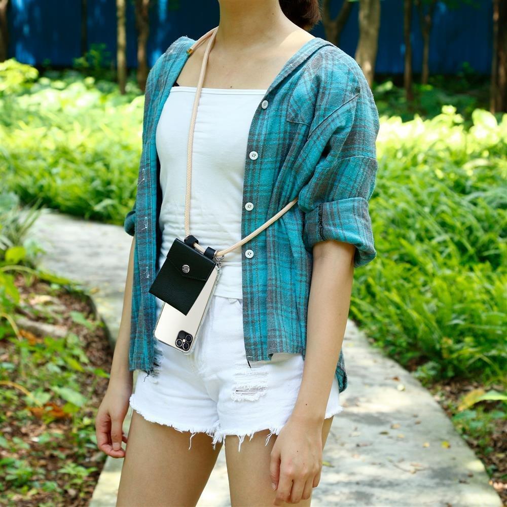 Cadorabo Handy Kette für Apple iPhone 12 PRO MAX Silikon mit Silbernen Ringen