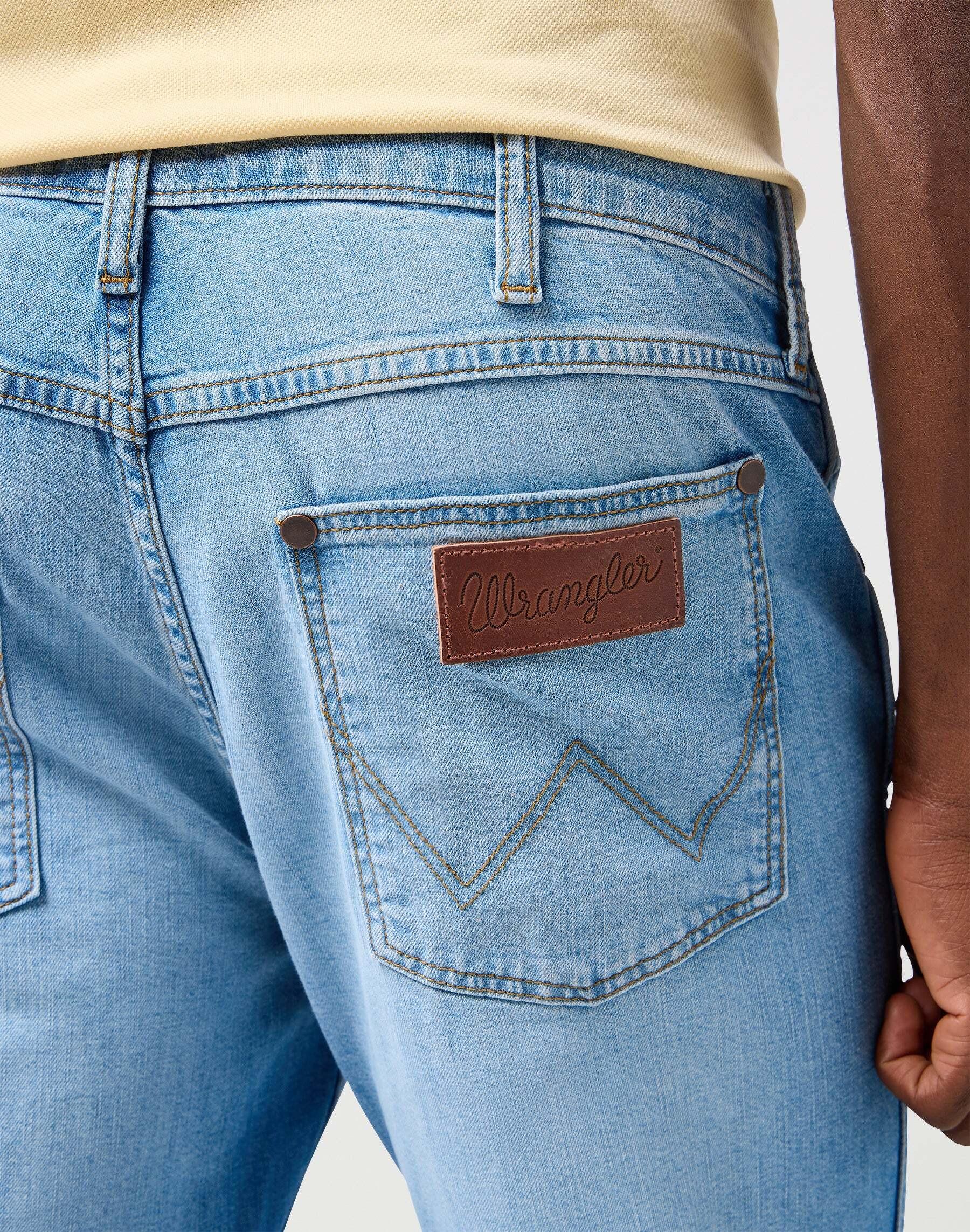 Wrangler Greensboro Straight Leg Regular Fit Jeans