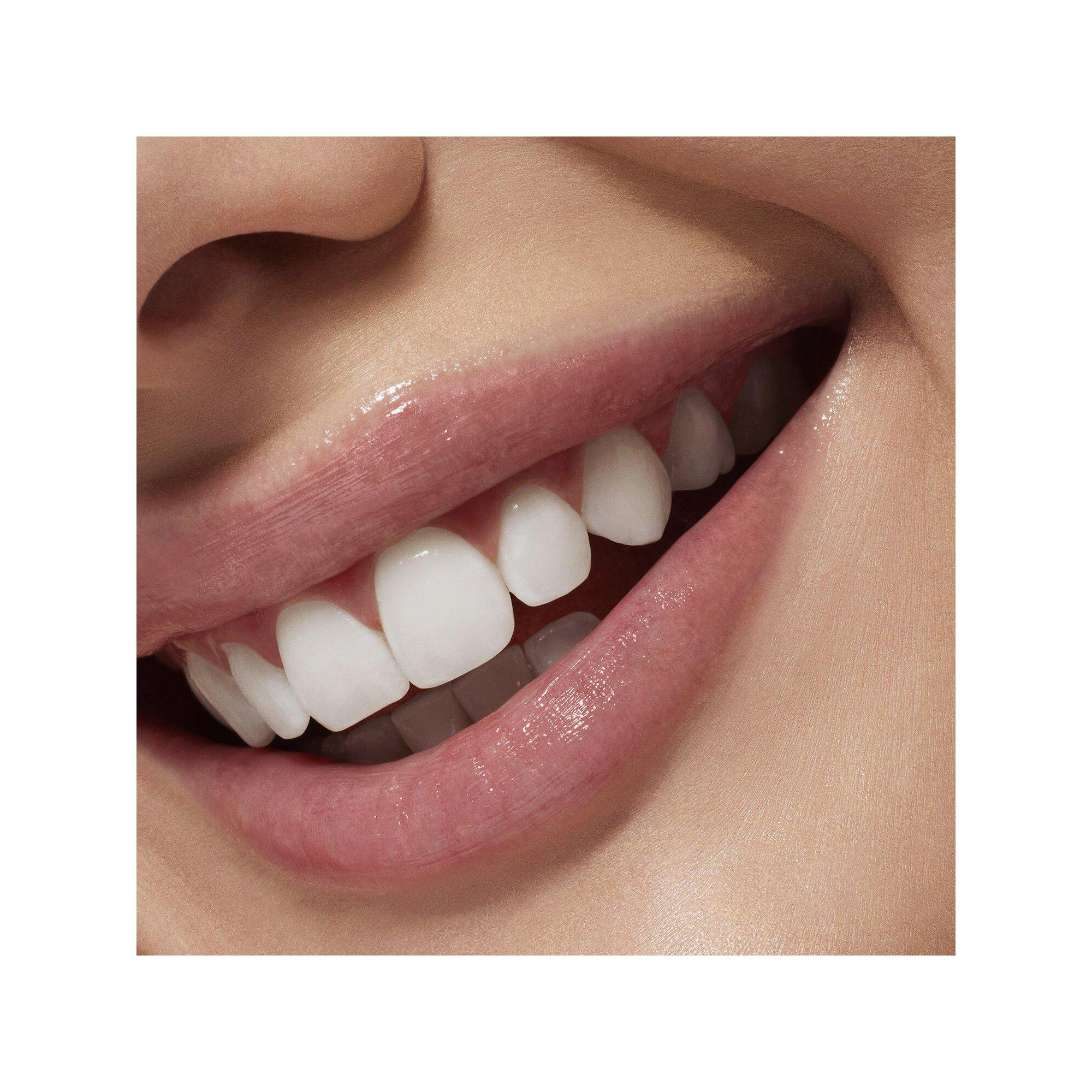 Ole Henriksen Pout Preserve Peptide Lip Treatment