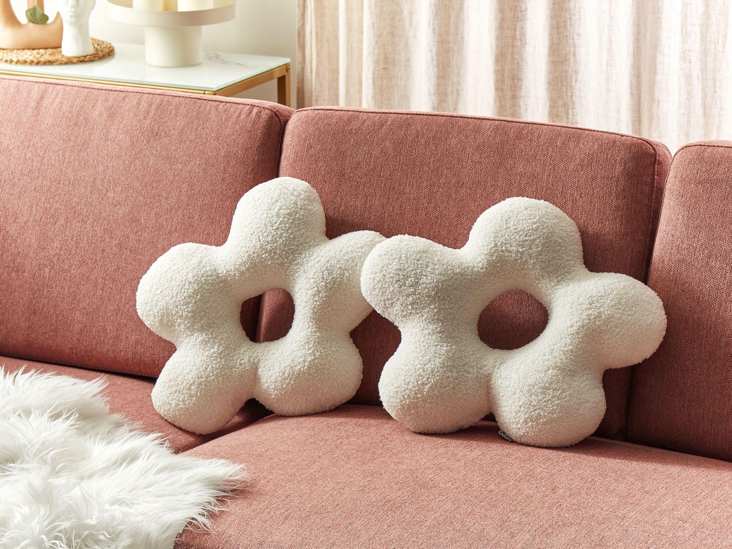 Beliani Dekokissen 2er Set aus Bouclé Modern CAMPONULA