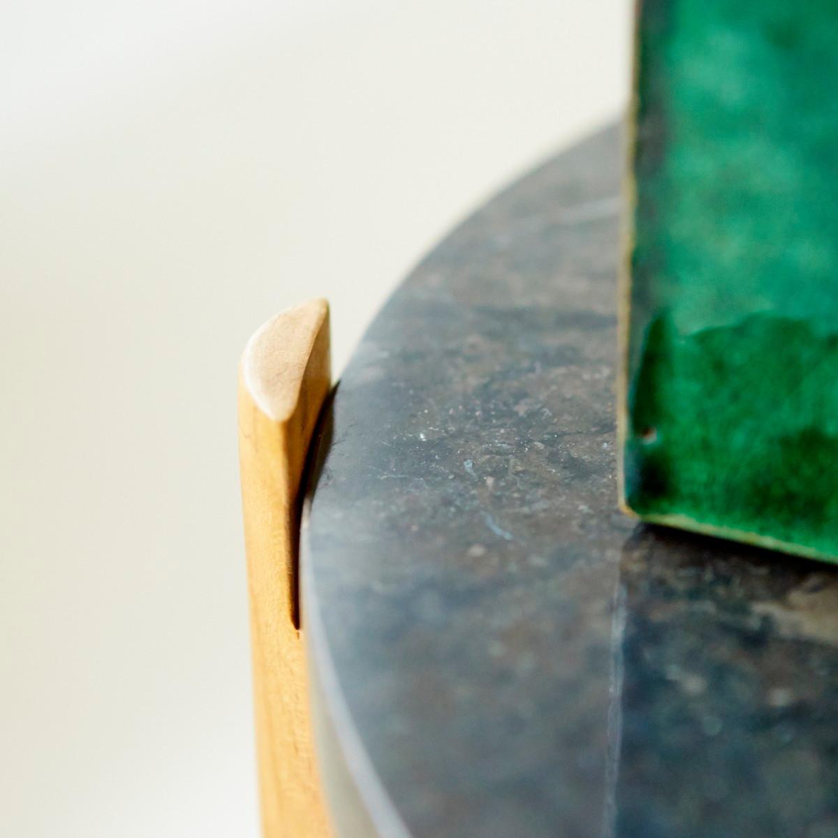 Tikamoon Beistelltisch aus Teak und Marmor black Nestor
