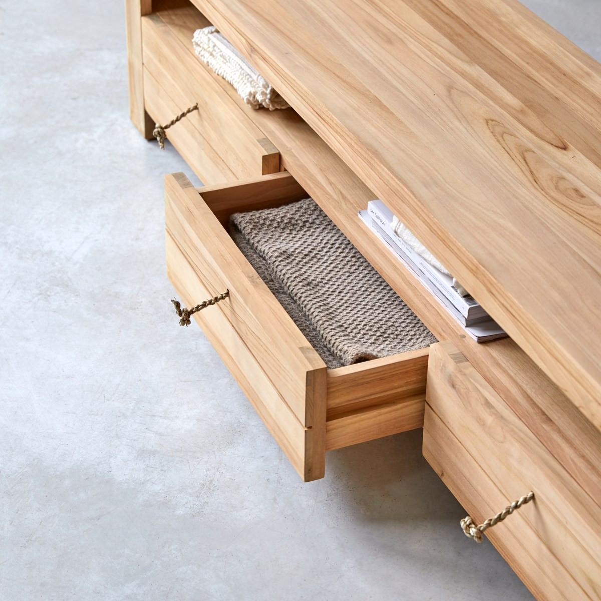 Tikamoon TV Schrank aus massivem Teakholz 170 cm Minimalys