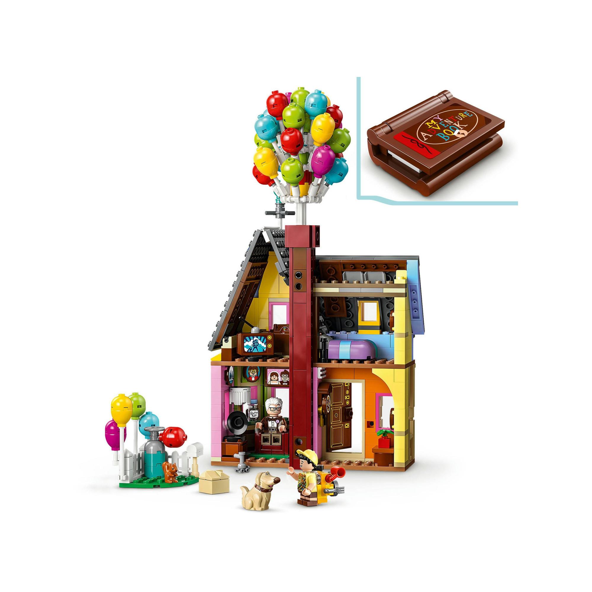LEGO® 43217 Carls Haus aus „Oben“