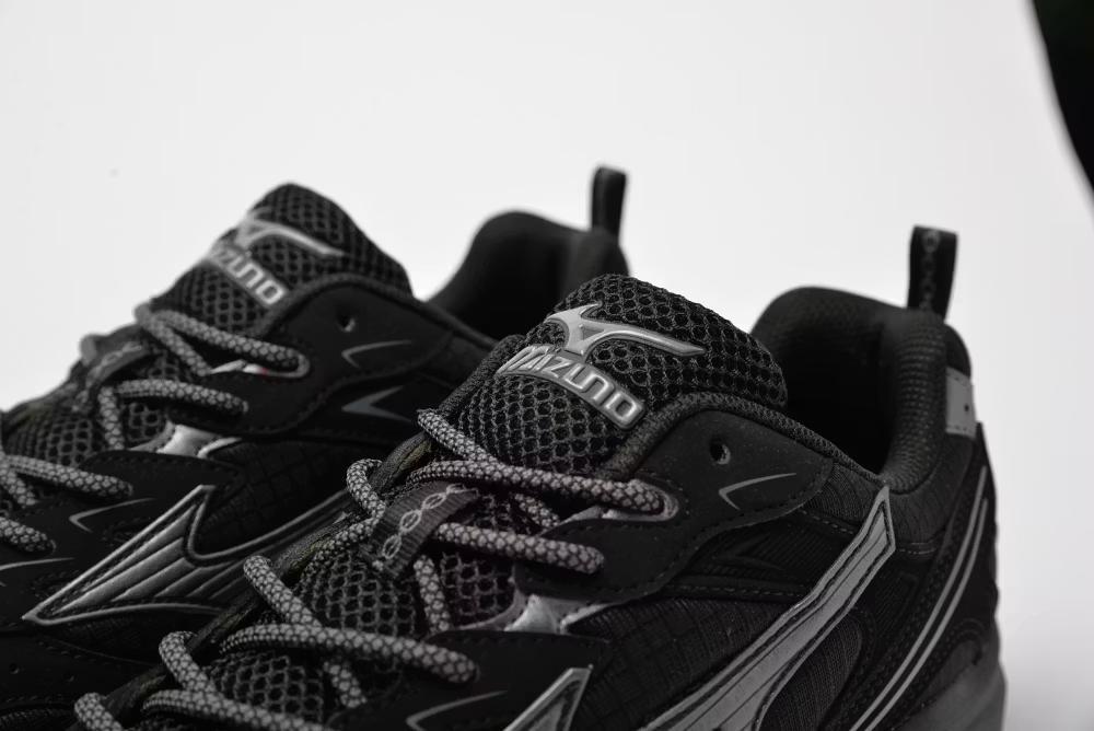 MIZUNO Mizuno MXR TECH