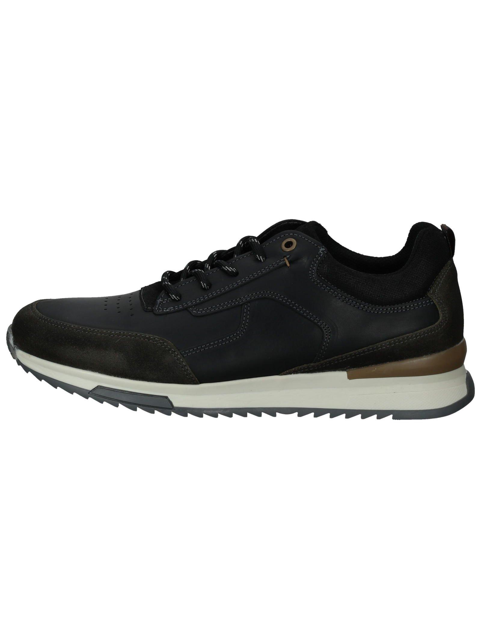 Bullboxer Sneaker
