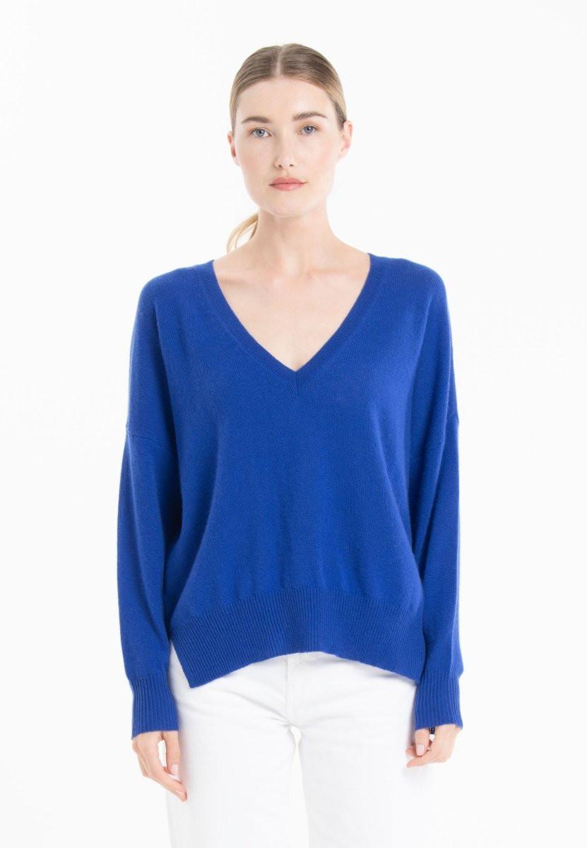 Studio Cashmere8 NAMI 23 V-Ausschnitt Pullover mit farbigem Streifen - 100% Kaschmir