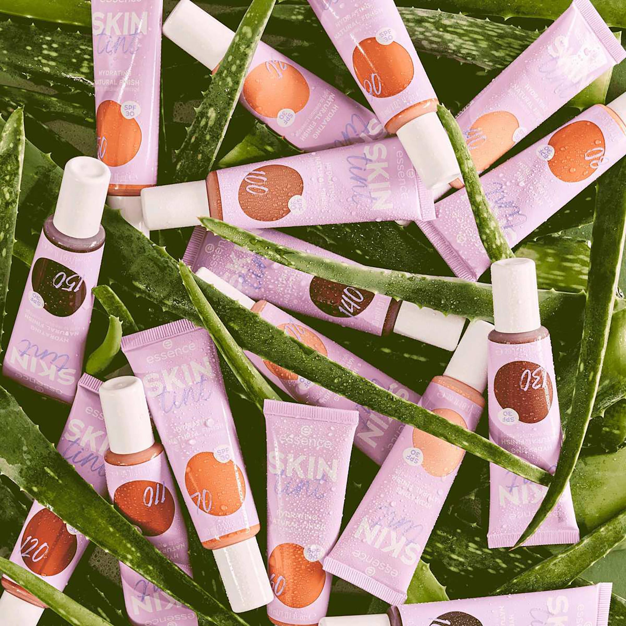 essence Skin Tint Hydrating Natural Finish