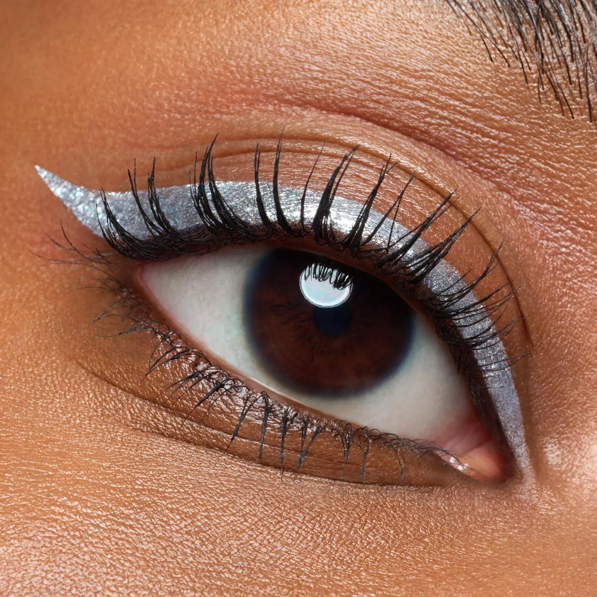 CATRICE Space Glam Liquid Effect Eyeliner
