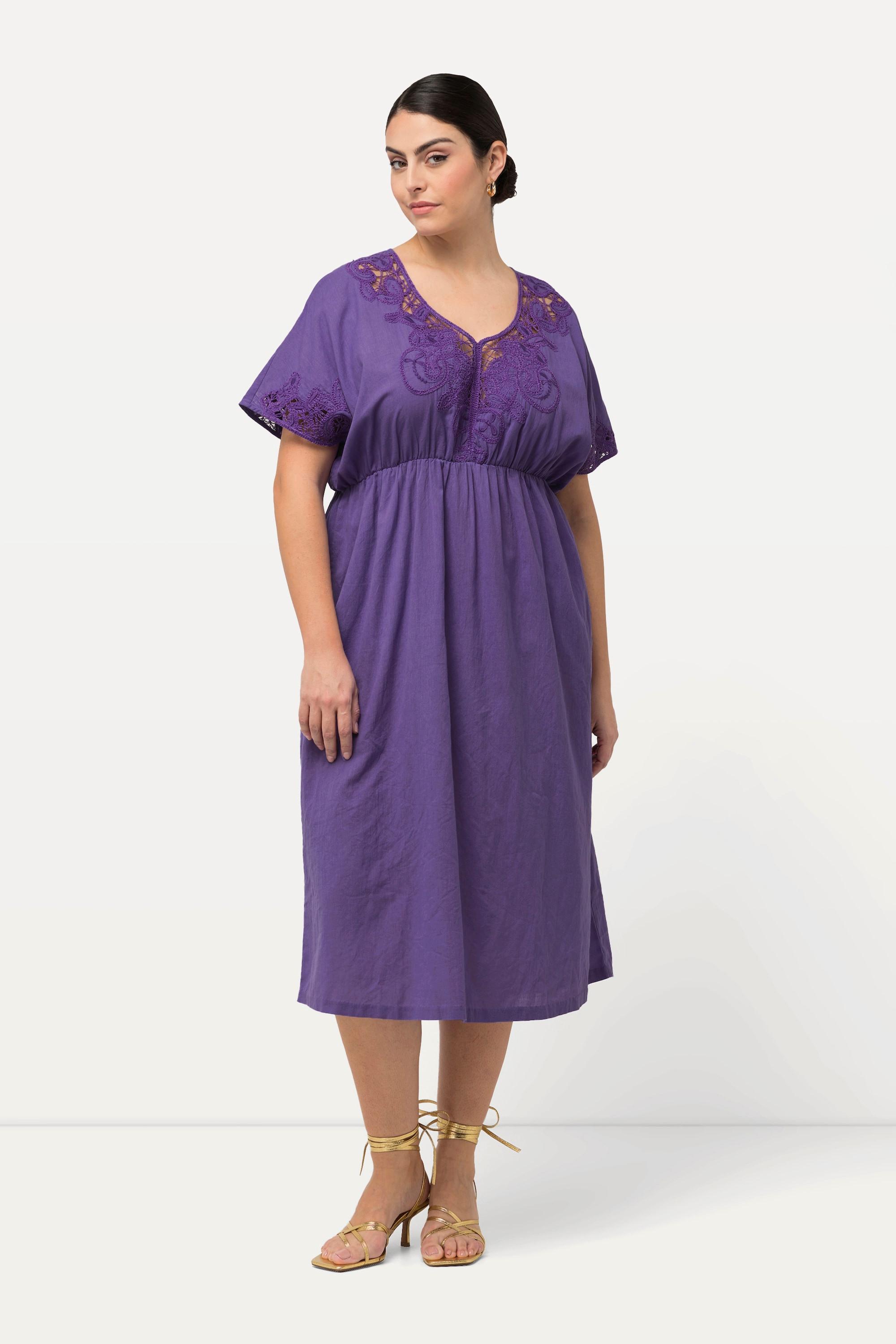 Ulla Popken Oversized besticktes V-Ausschnitt Halbarm Kleid