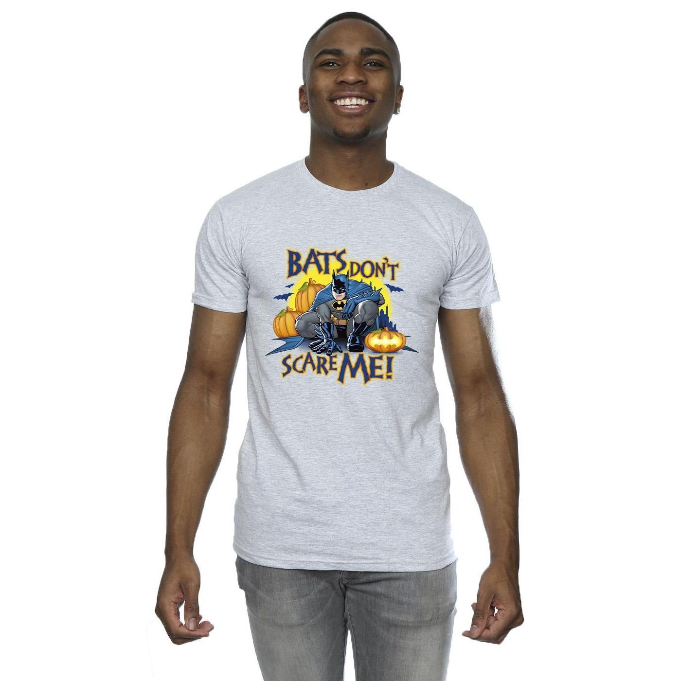 DC COMICS Bats Don't Scare Me T-Shirt
