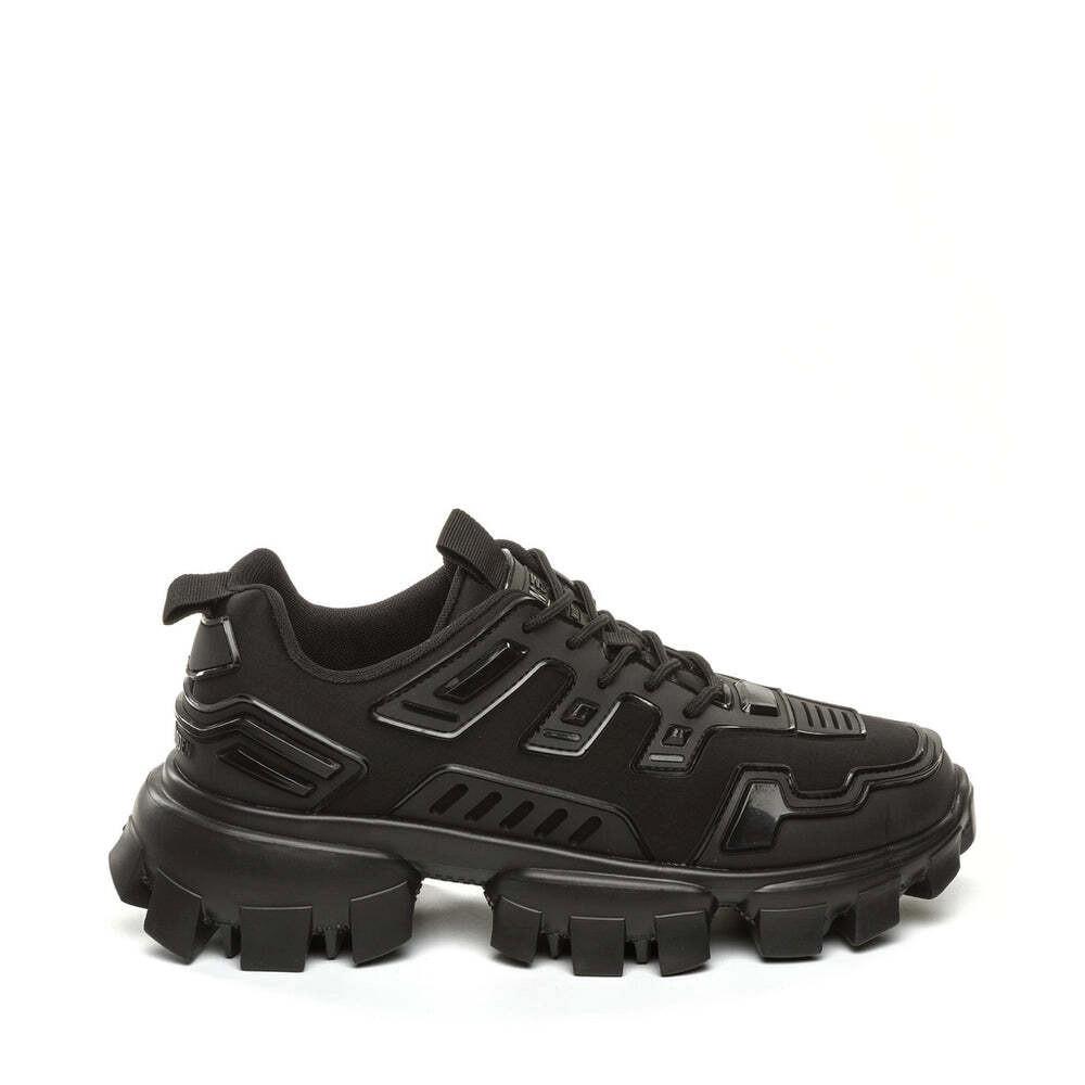 STEVE MADDEN sneakers prize