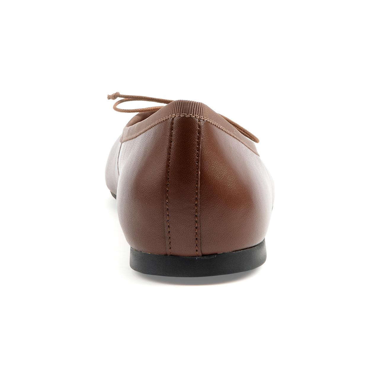 Pretty Ballerinas Alek