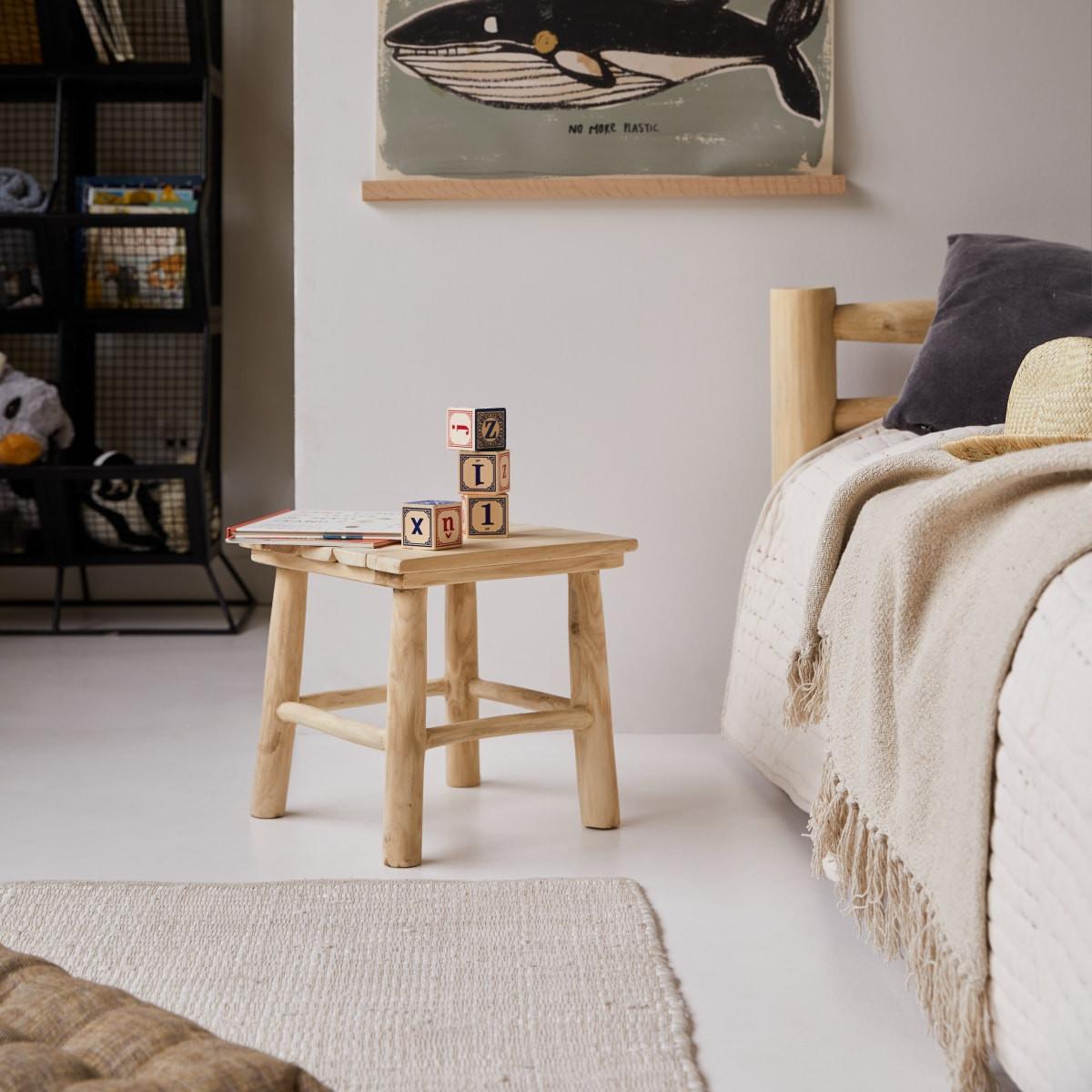 Tikamoon Kinder-Nachttisch aus massivem Teak Kilim