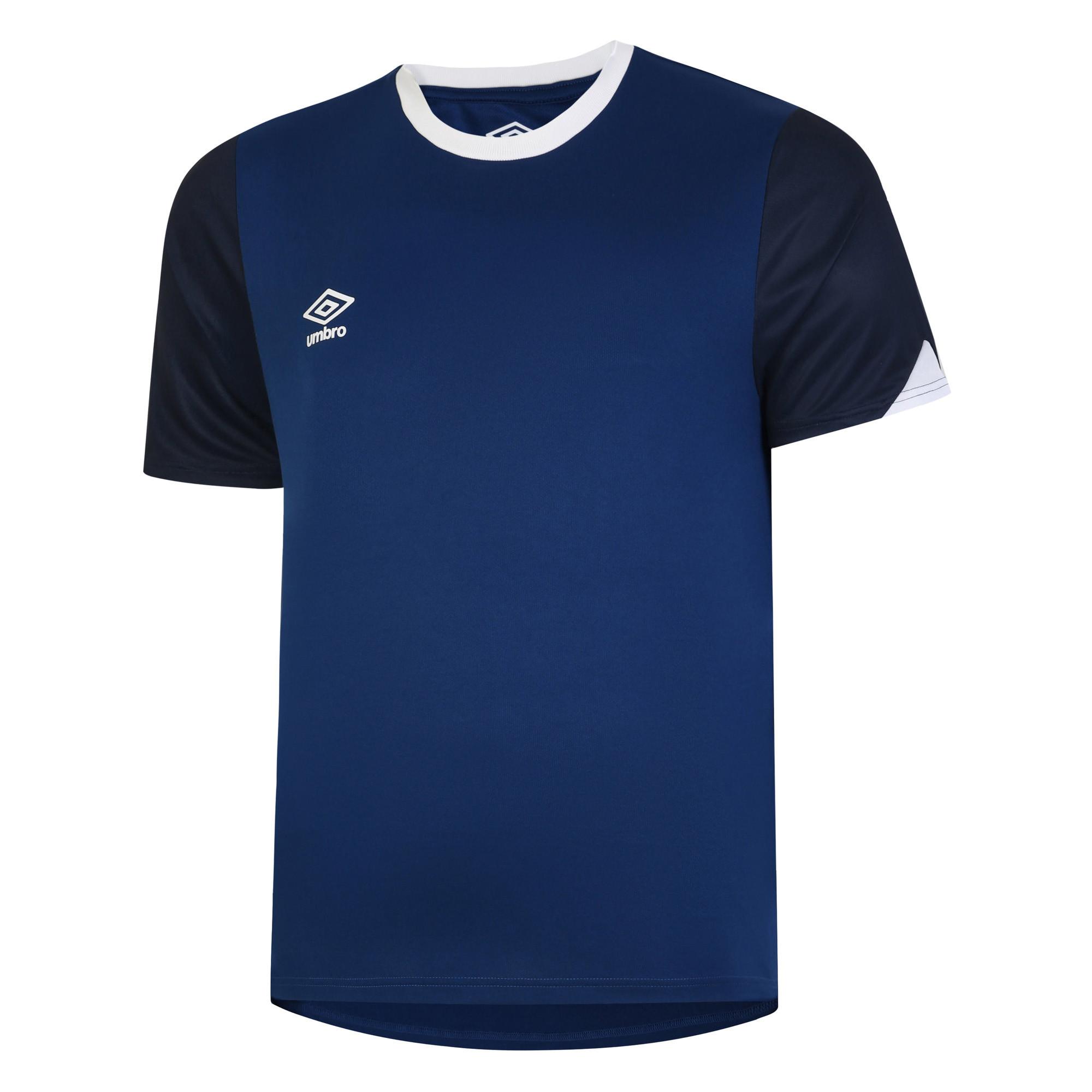 Umbro Trikot Total, Training