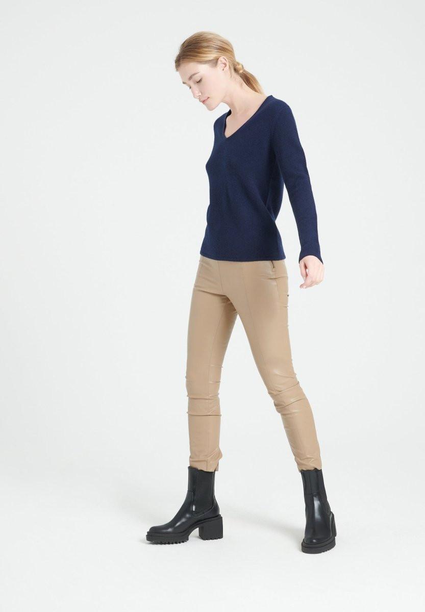 Studio Cashmere8 LILLY 20 Pullover mit V-Ausschnitt 4 Fäden - 100% Kaschmir