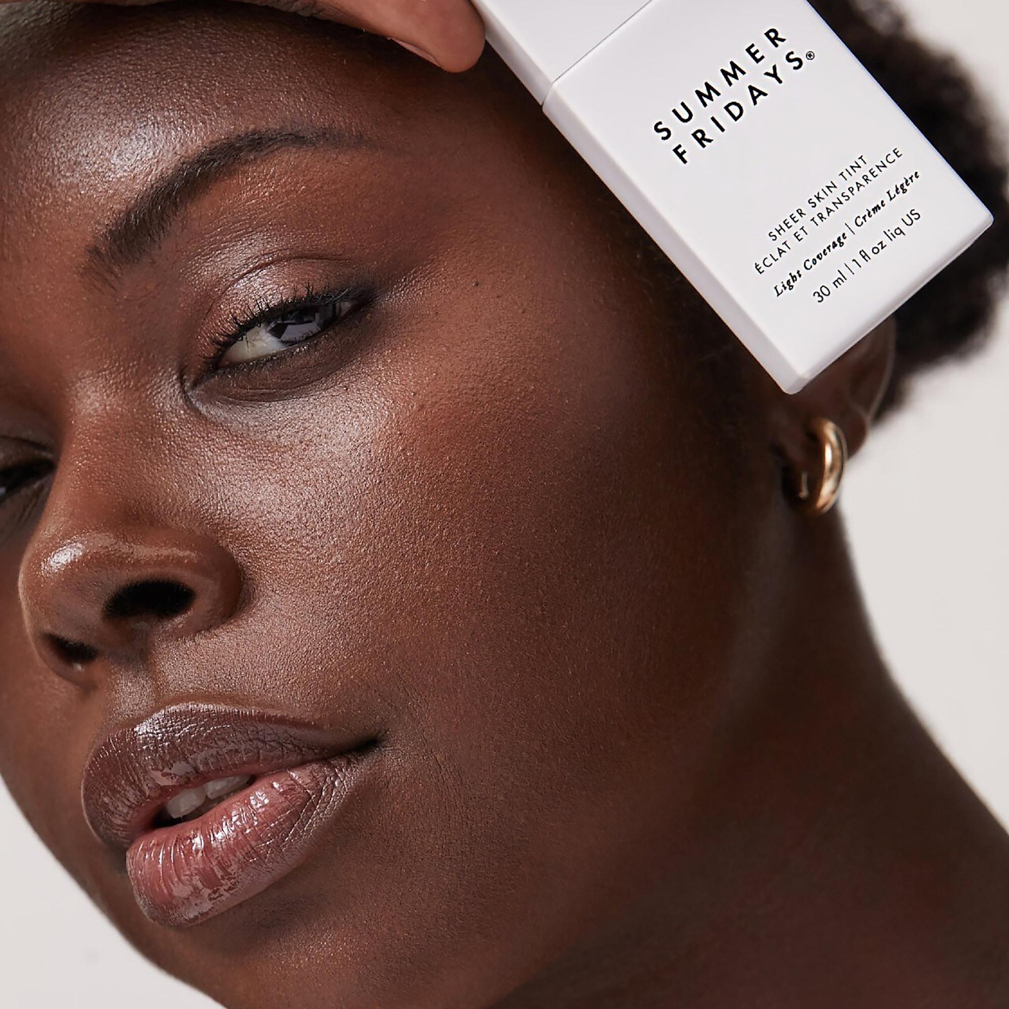 SUMMER FRIDAYS Sheer Skin Tint - Hyaluronsäure + Squalan