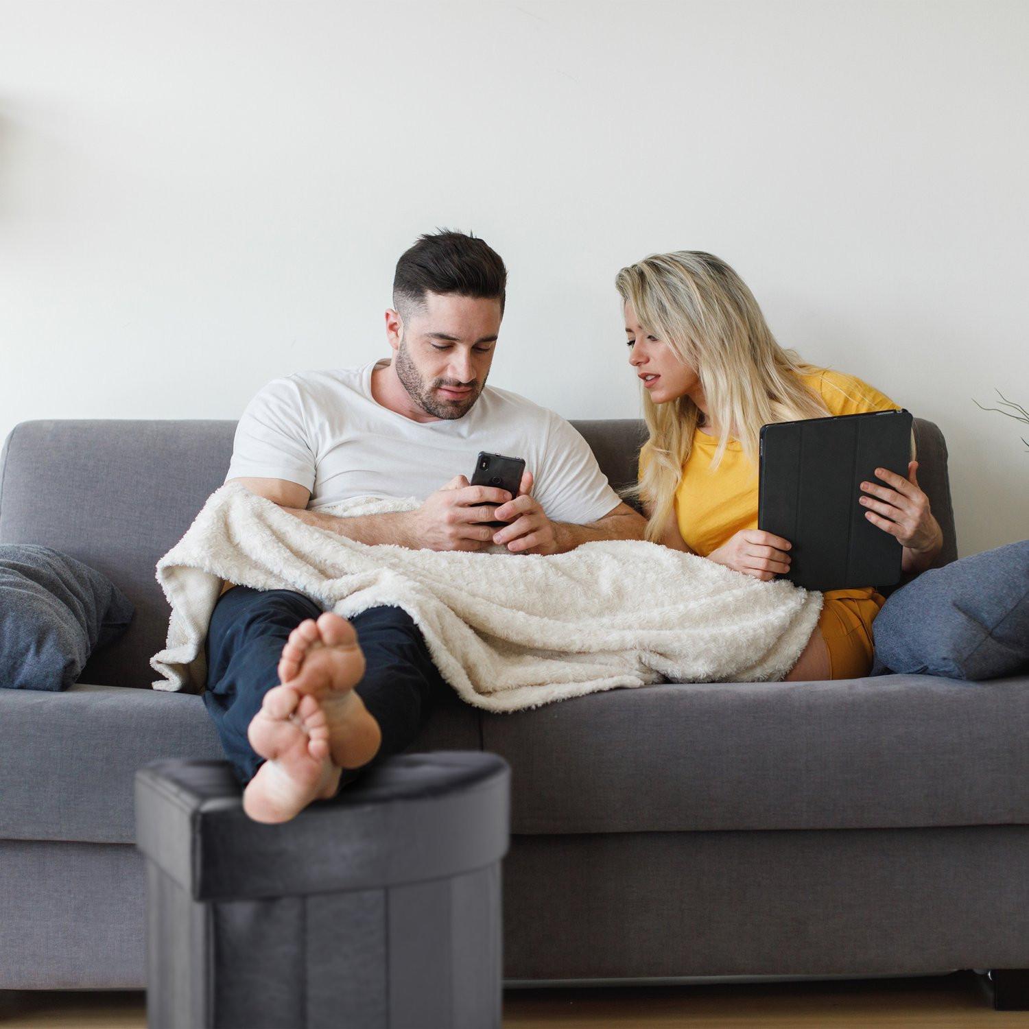 B2X Eckhocker mit Stauraum