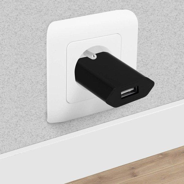 Avizar USB Wand Ladegerät 1A – Schwarz