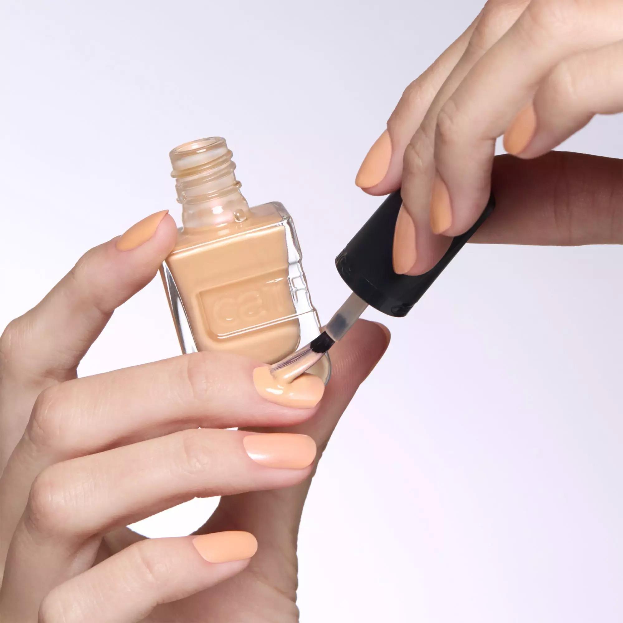 CATRICE GEL AFFAIR Nail Lacquer