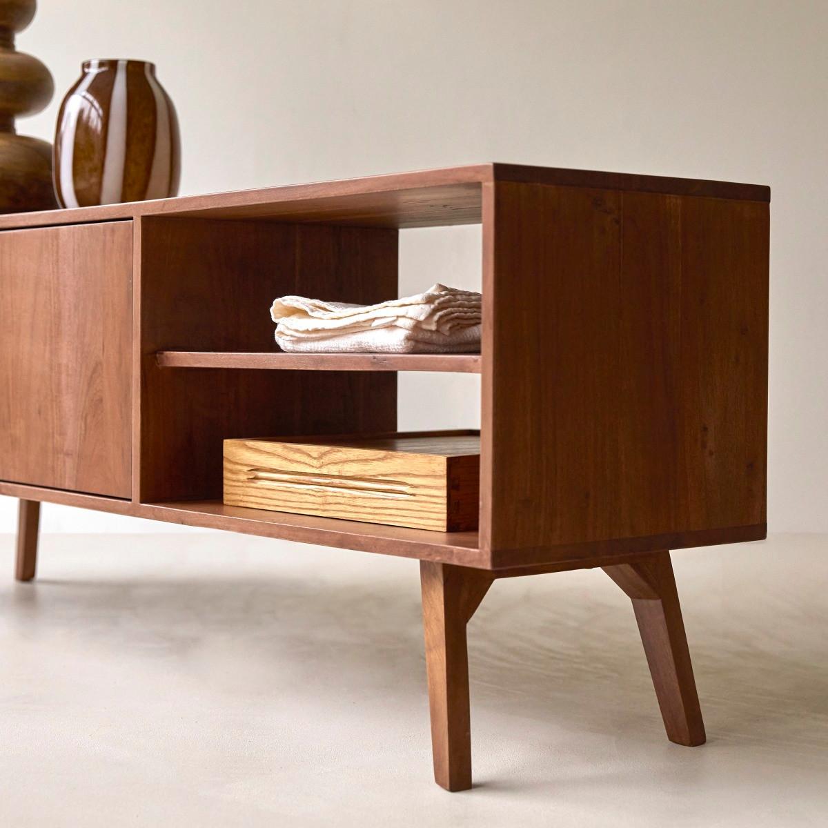 Tikamoon TV-Schrank aus Akazienholz 150 cm Niels