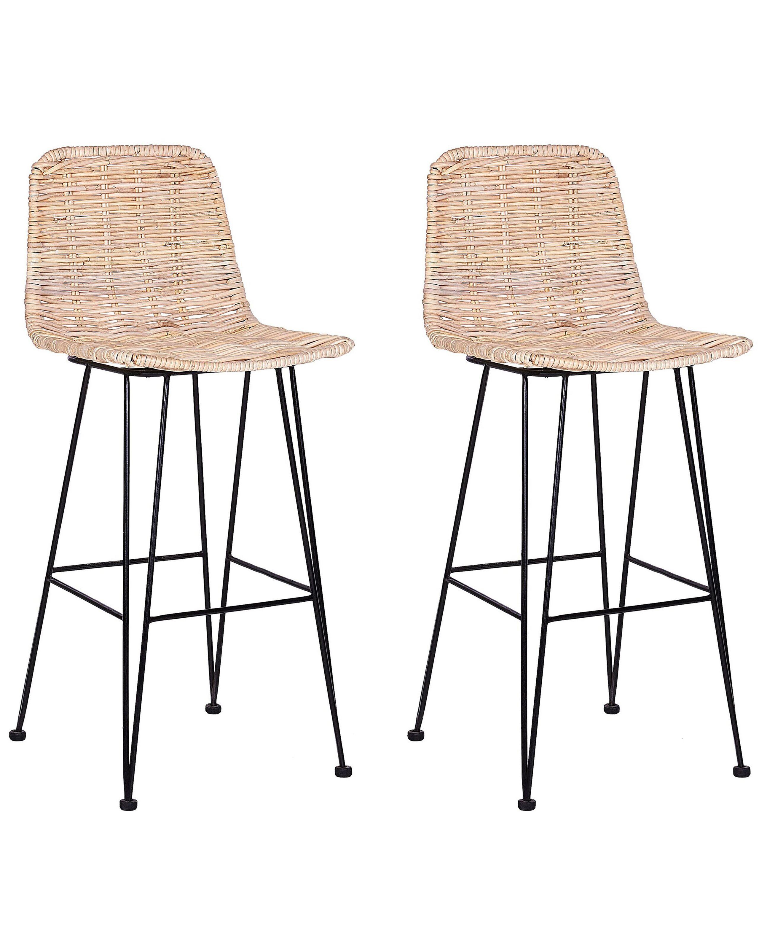 Beliani Set mit 2 Barstühlen aus Rattan Boho CASSITA