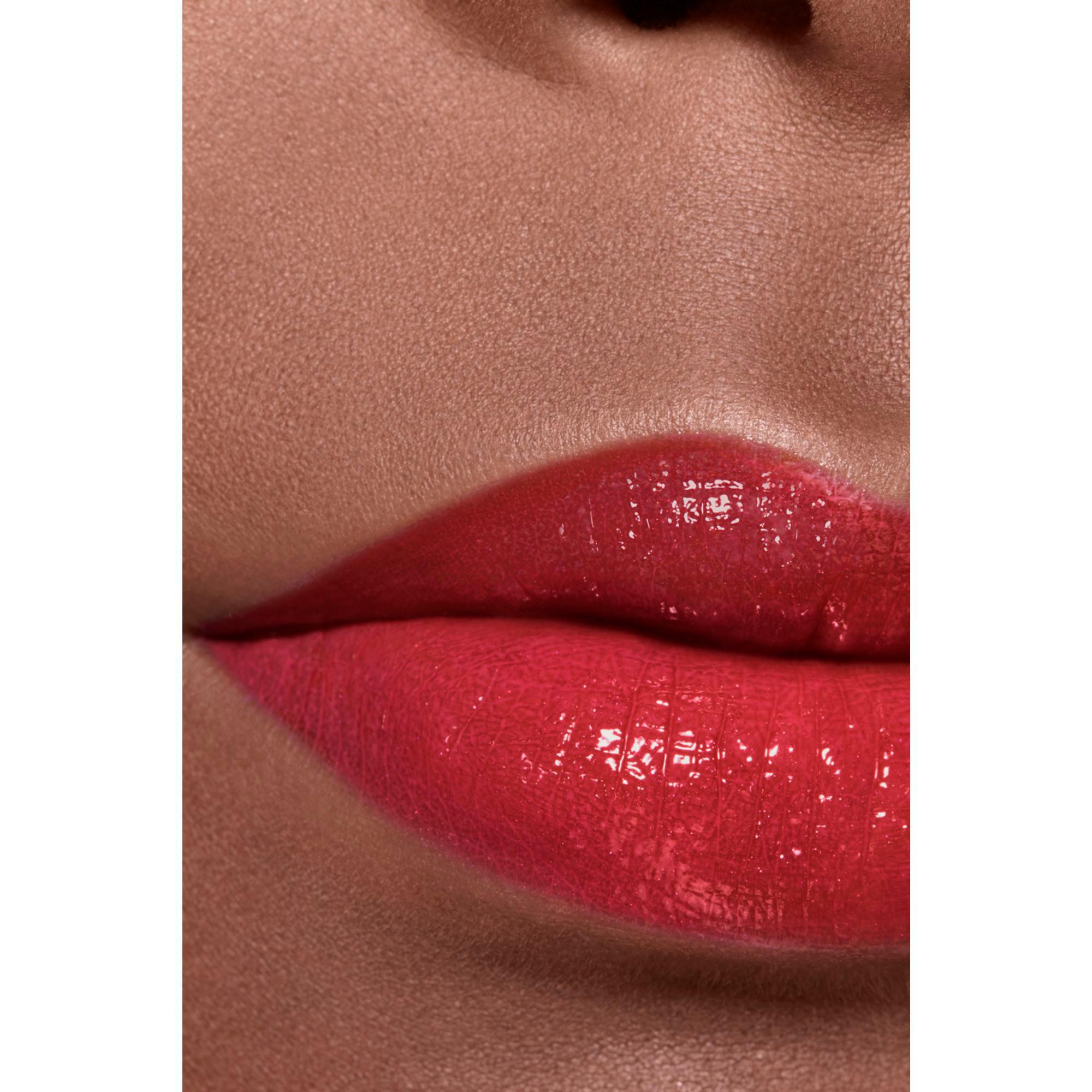 CHANEL ROUGE COCO FLASH colour, shine, intensity in a flash