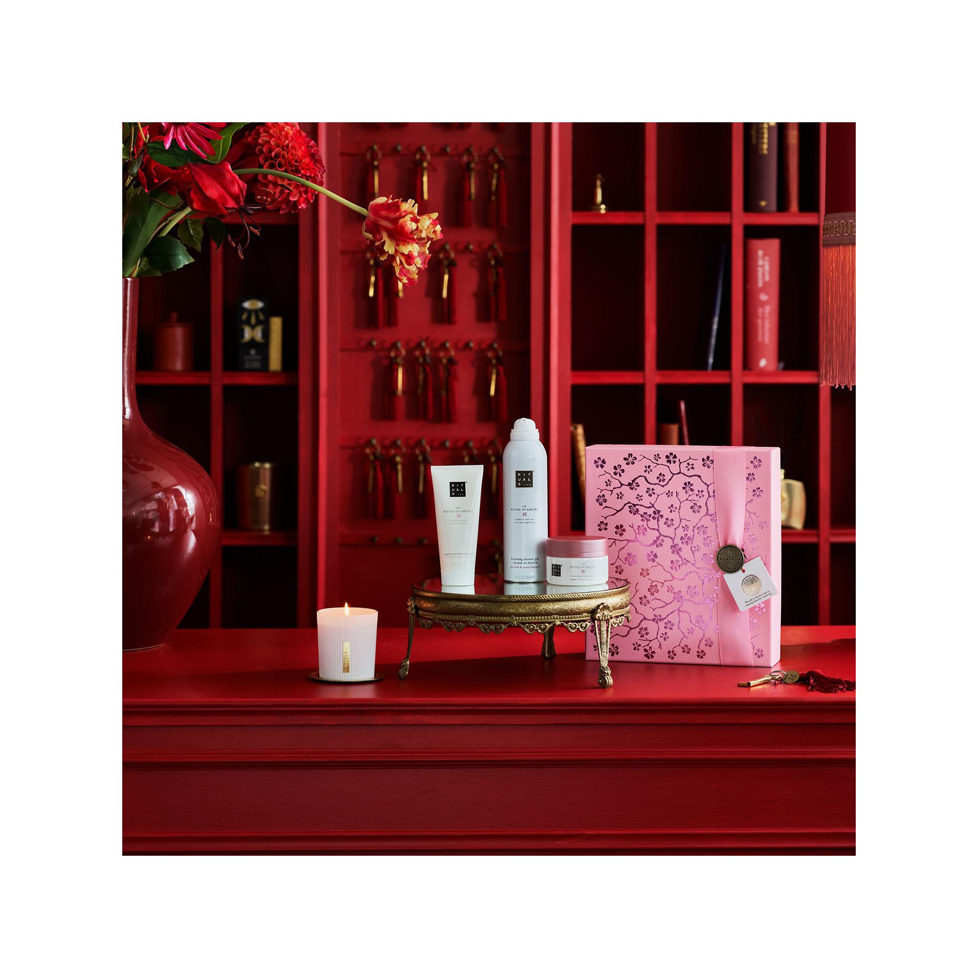 RITUALS The Ritual Of Sakura Medium Gift Set