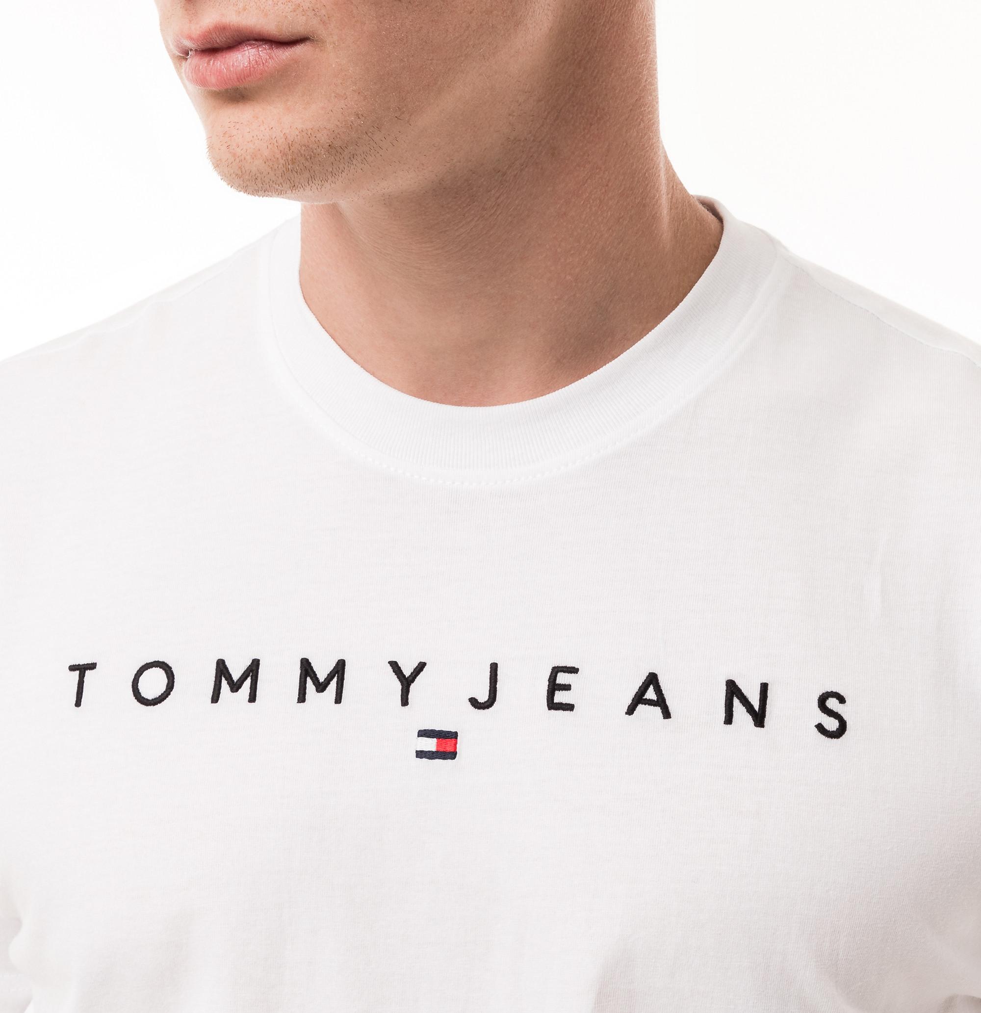 TOMMY JEANS T-Shirt mit aufgesticktem Logo